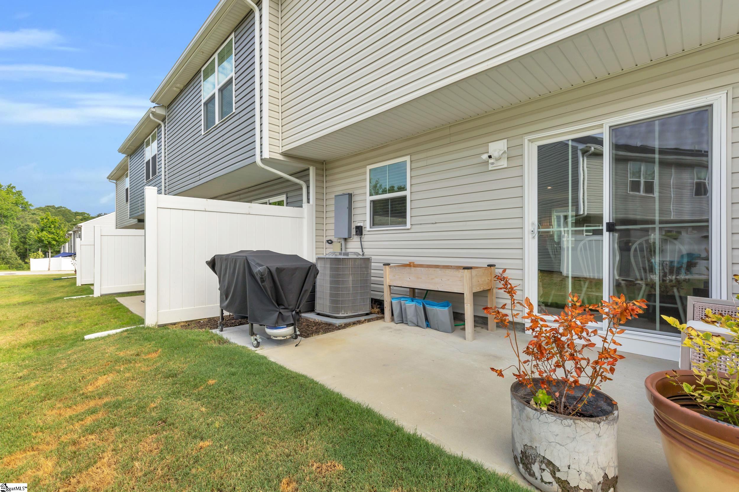 106 Forthside Way