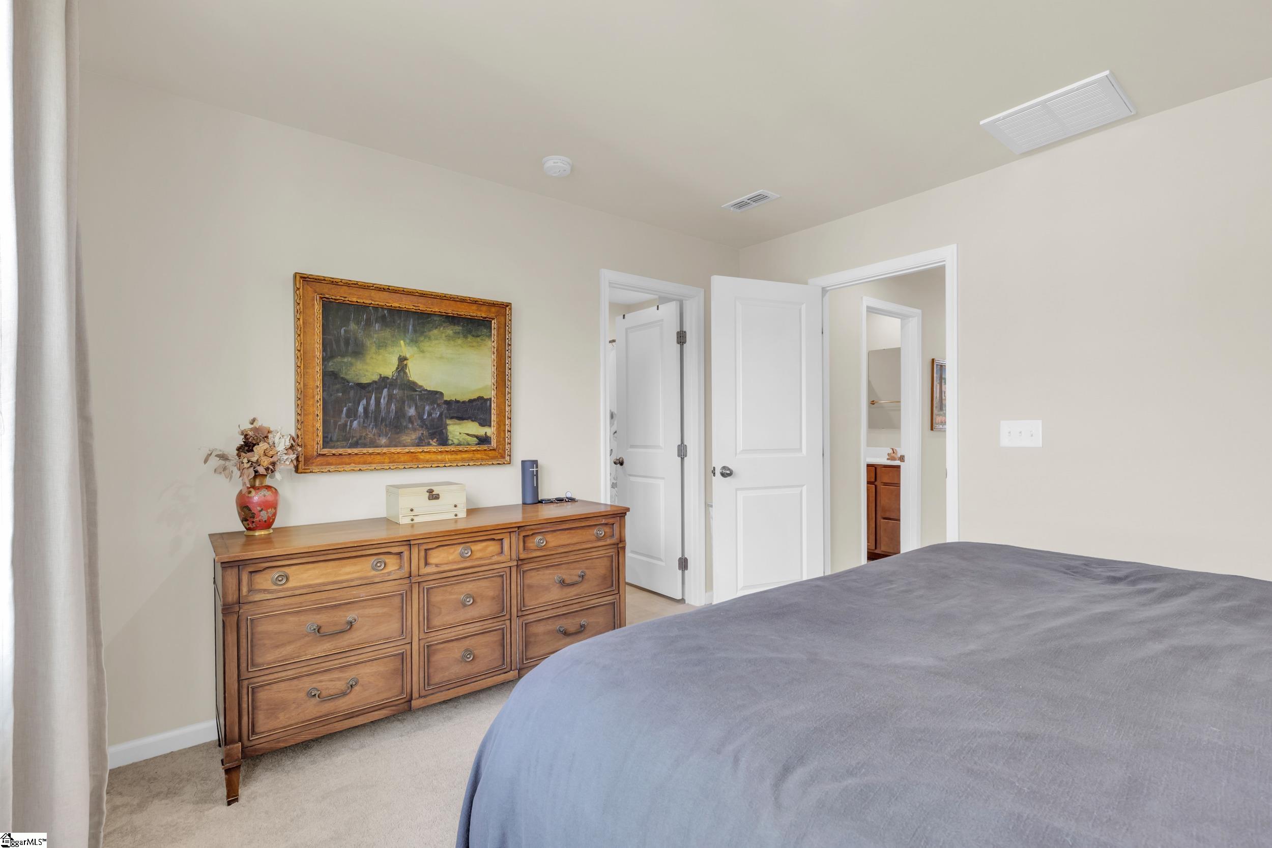 106 Forthside Way