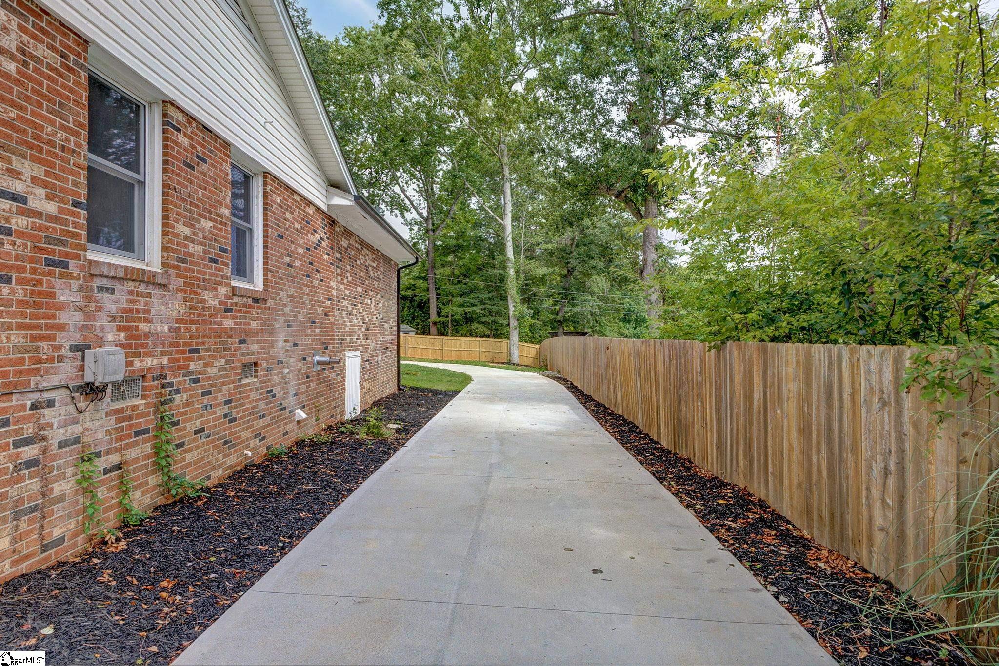 127 Wilbon Circle
