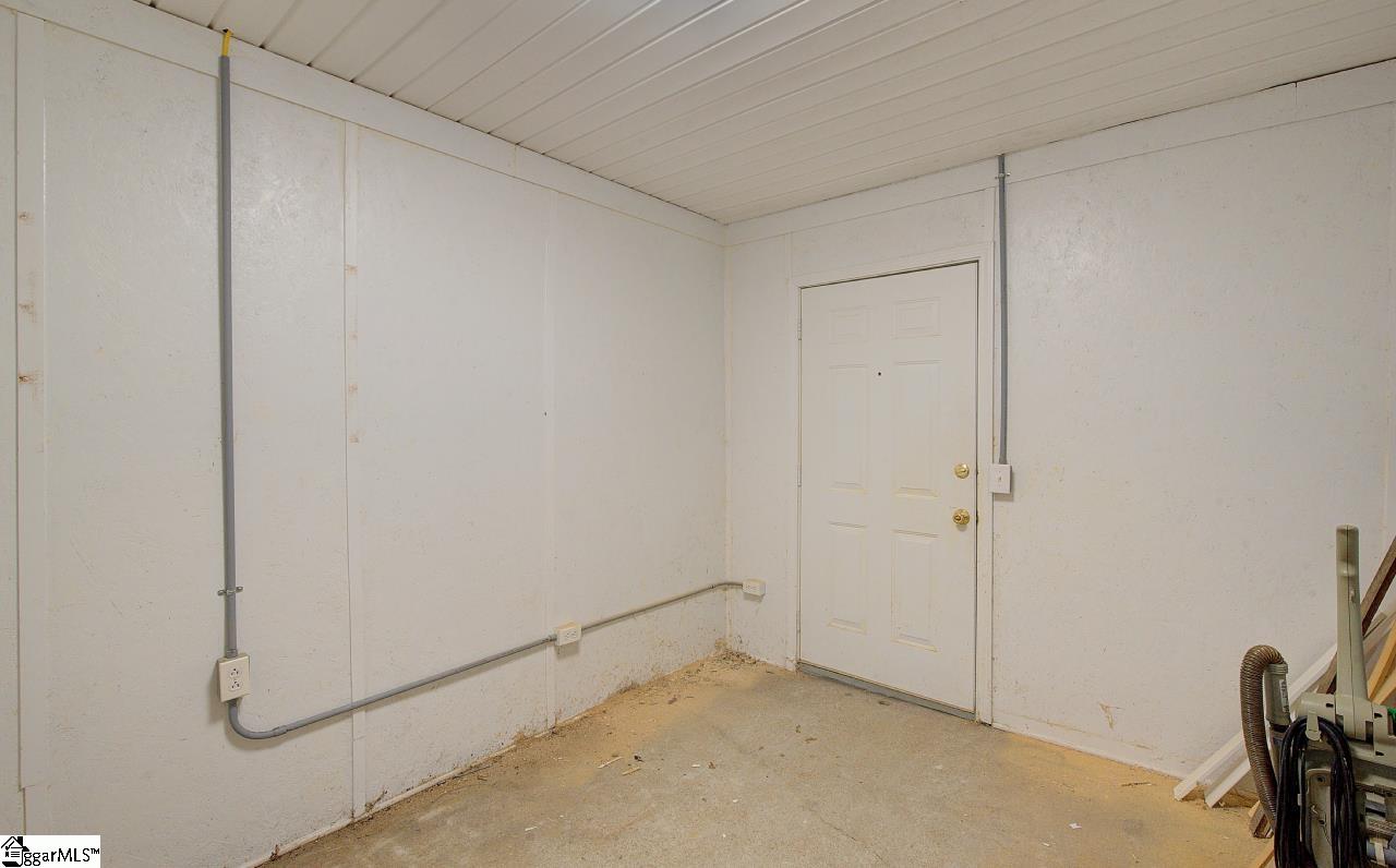 105 B Fairway Oaks Lane