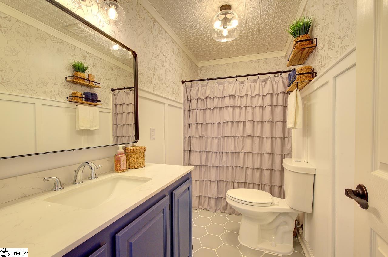 105 B Fairway Oaks Lane