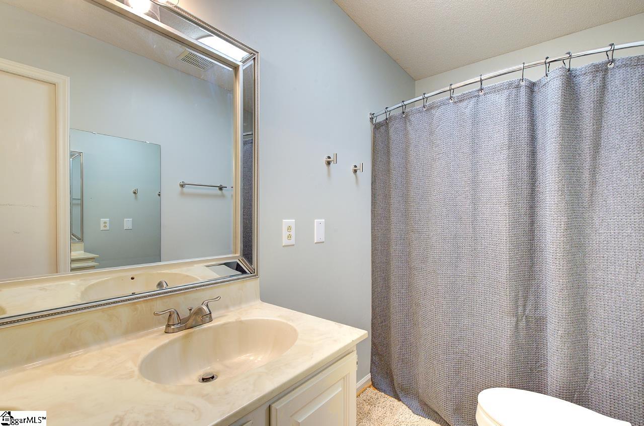 105 B Fairway Oaks Lane