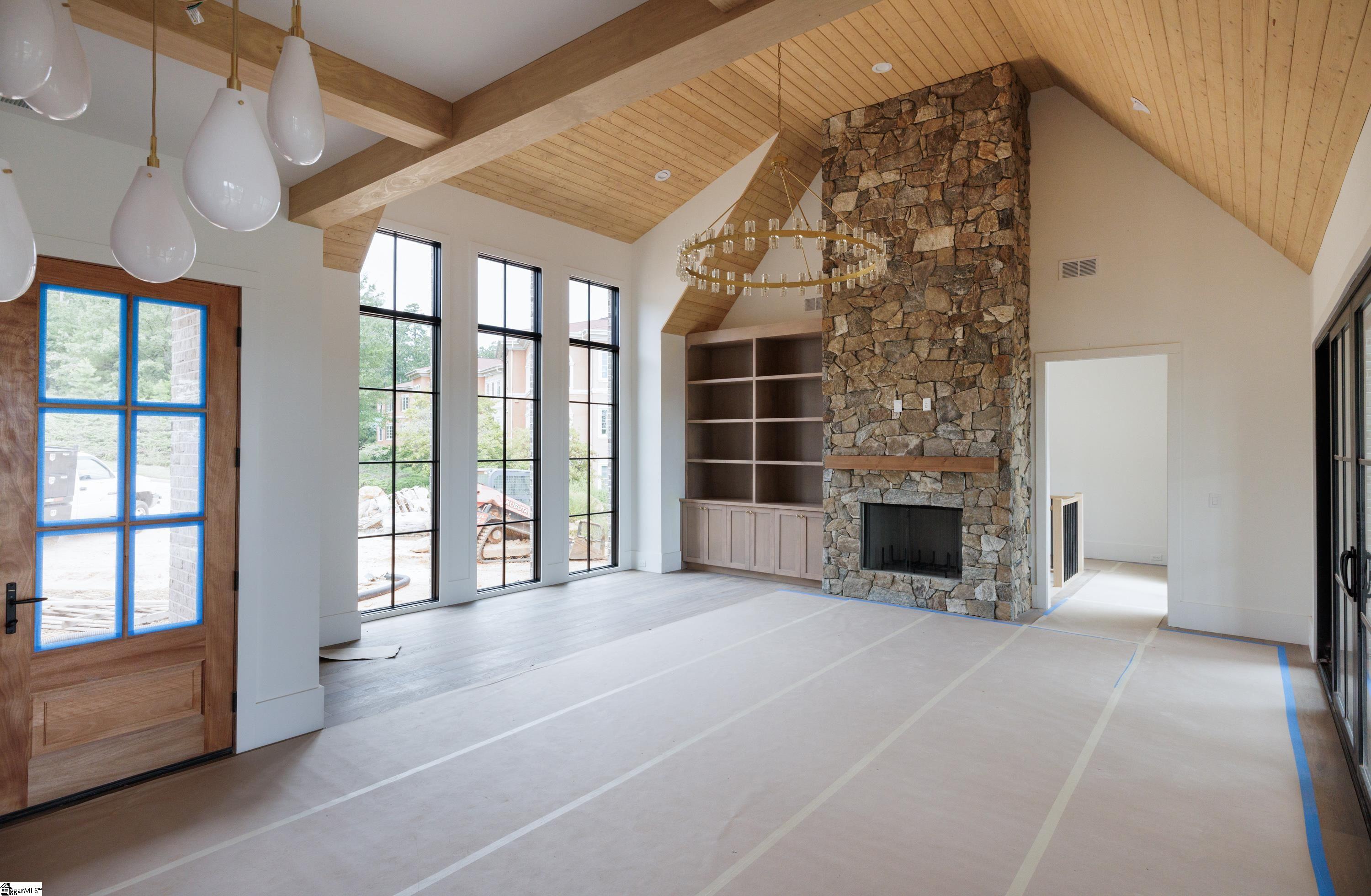 800 Montebello Drive