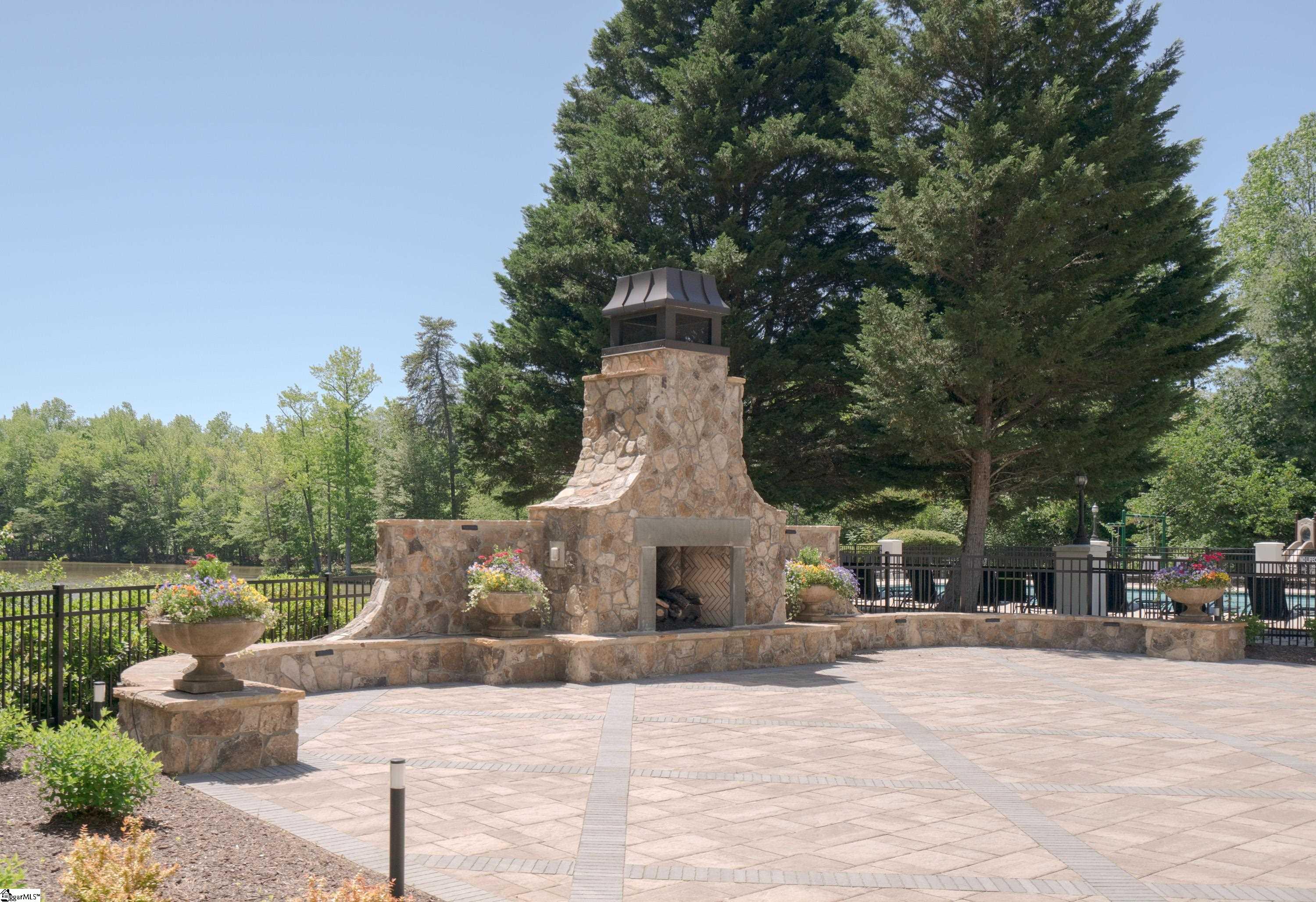 800 Montebello Drive