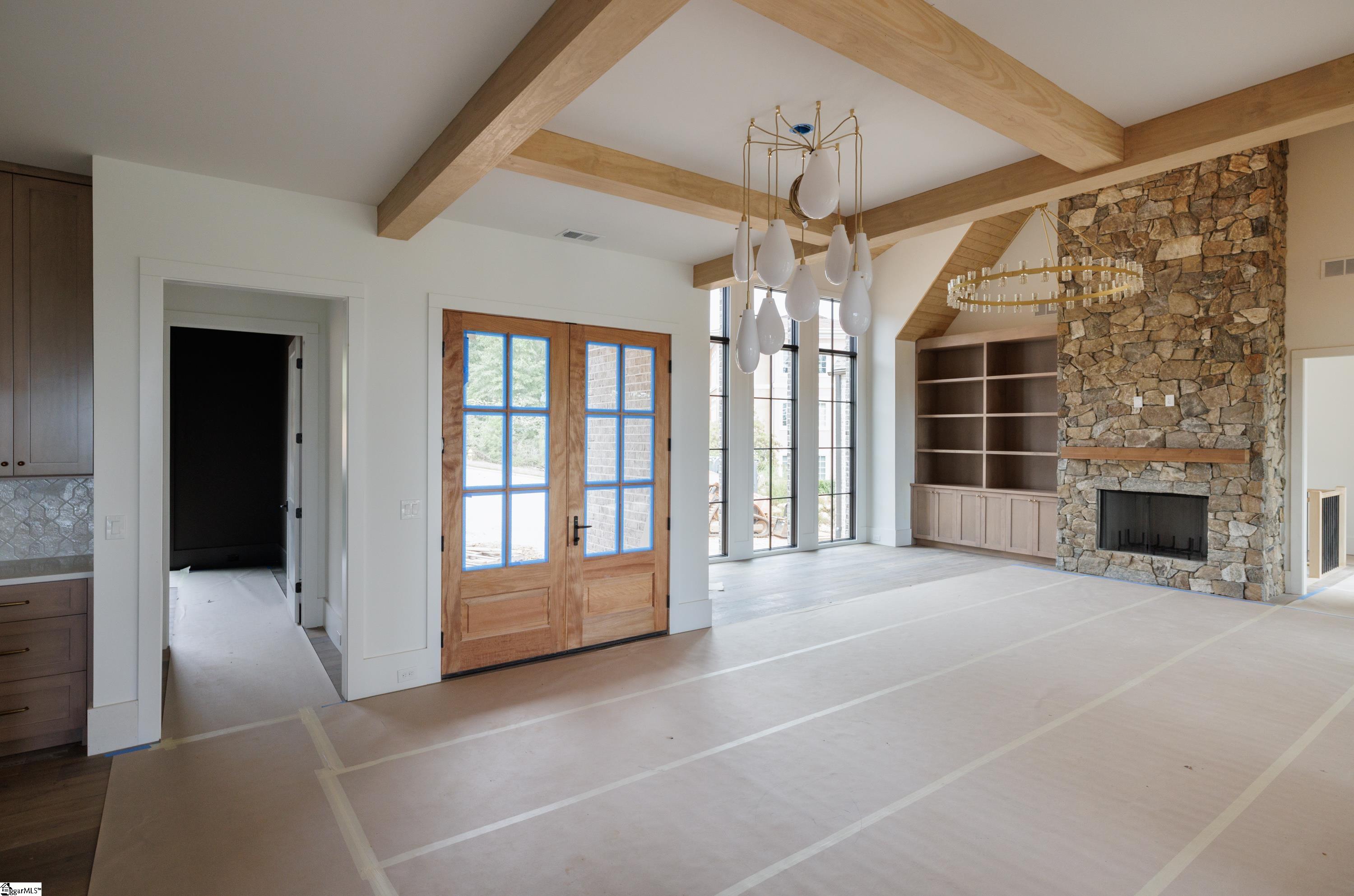 800 Montebello Drive