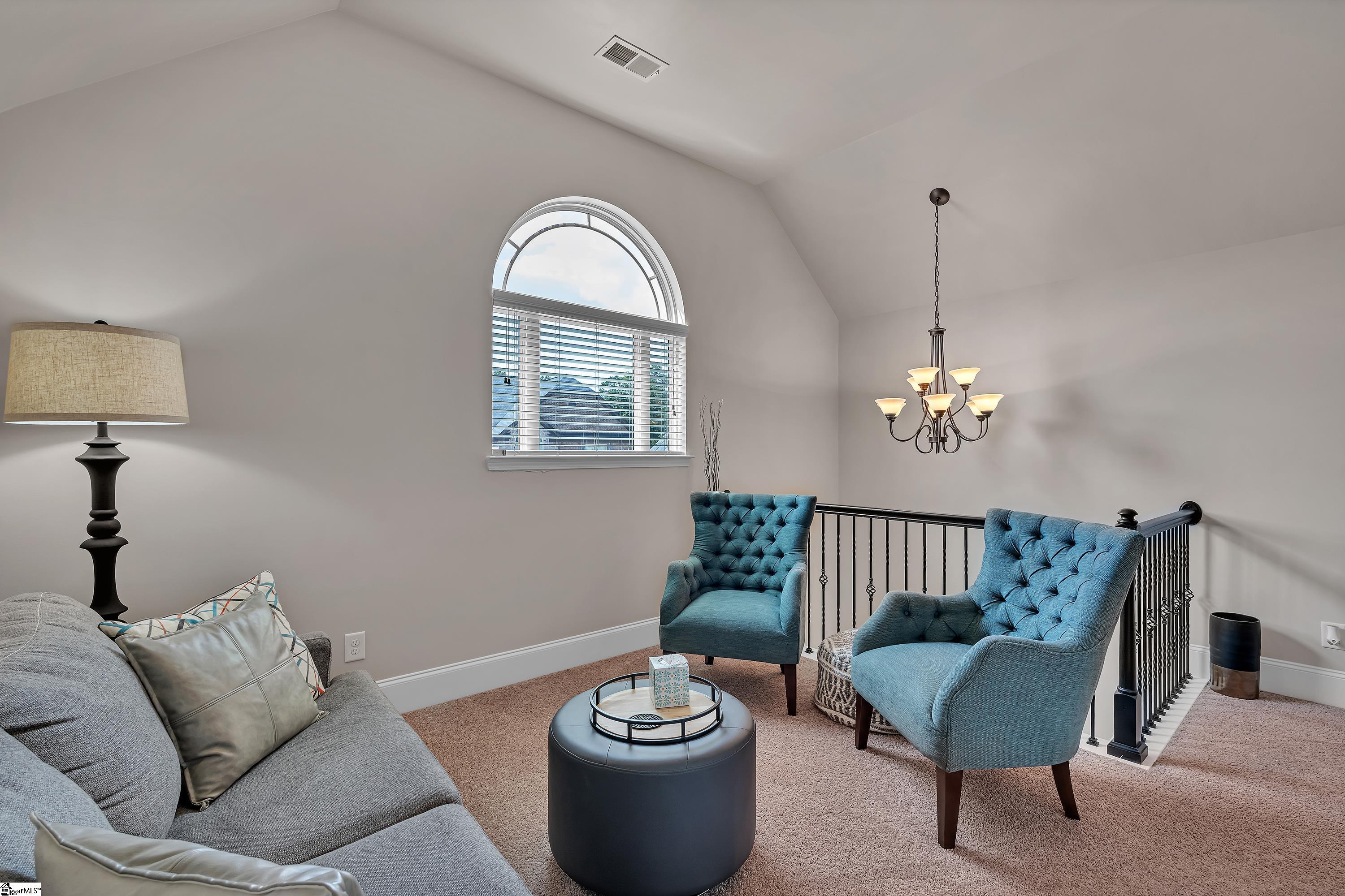 323 Sunnybrook Lane