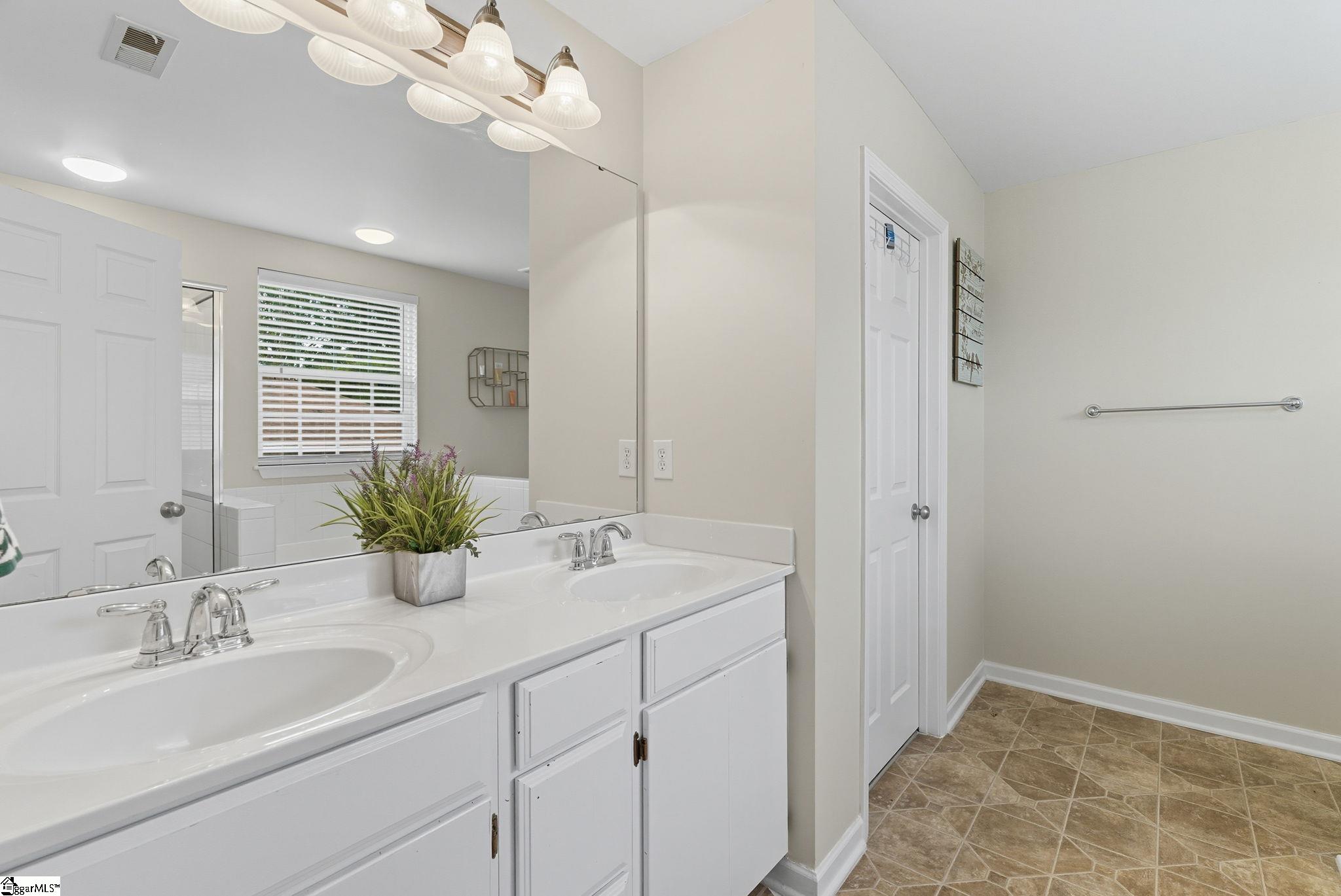 6 Pelham Townes Drive