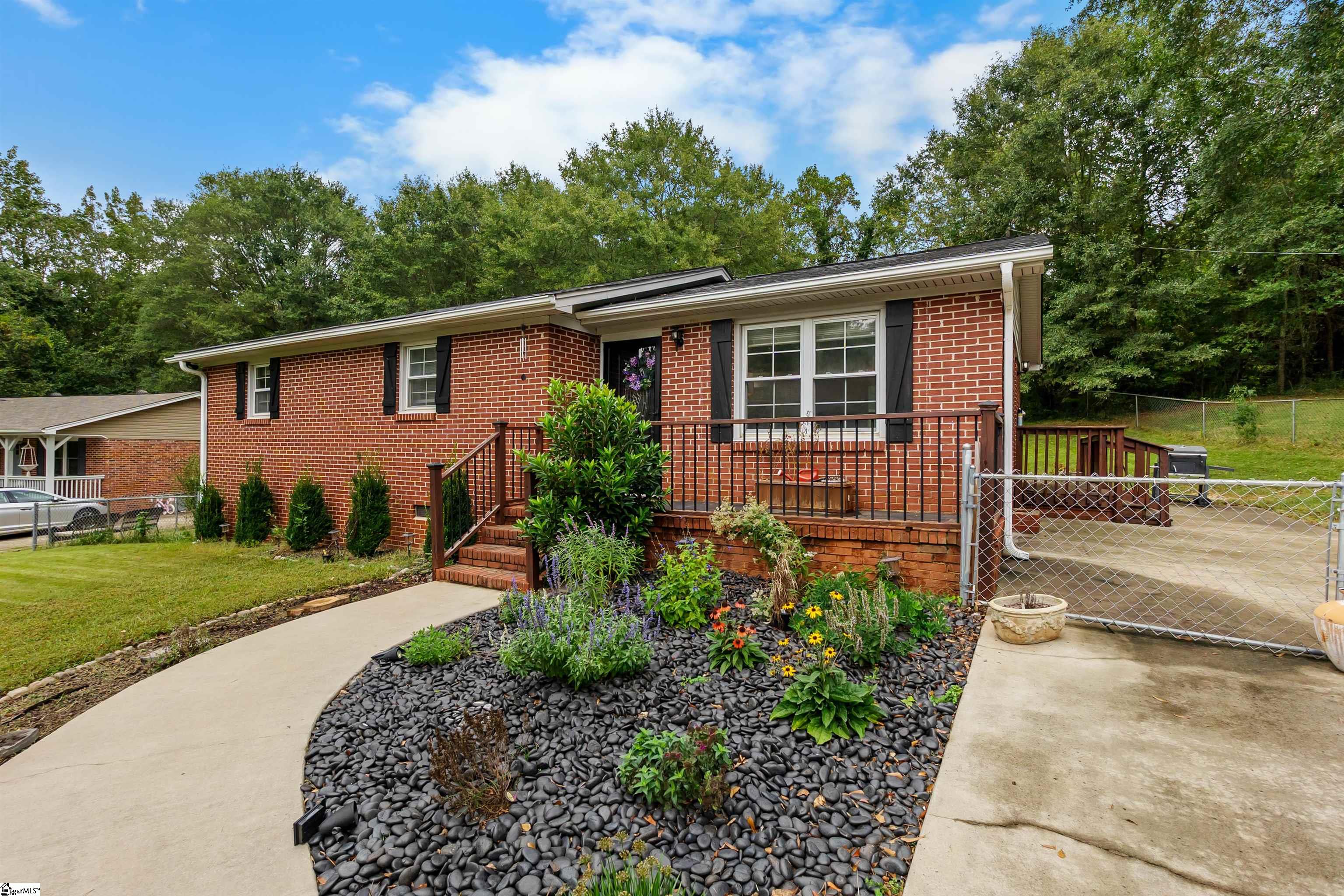 100 Cliffwood Court