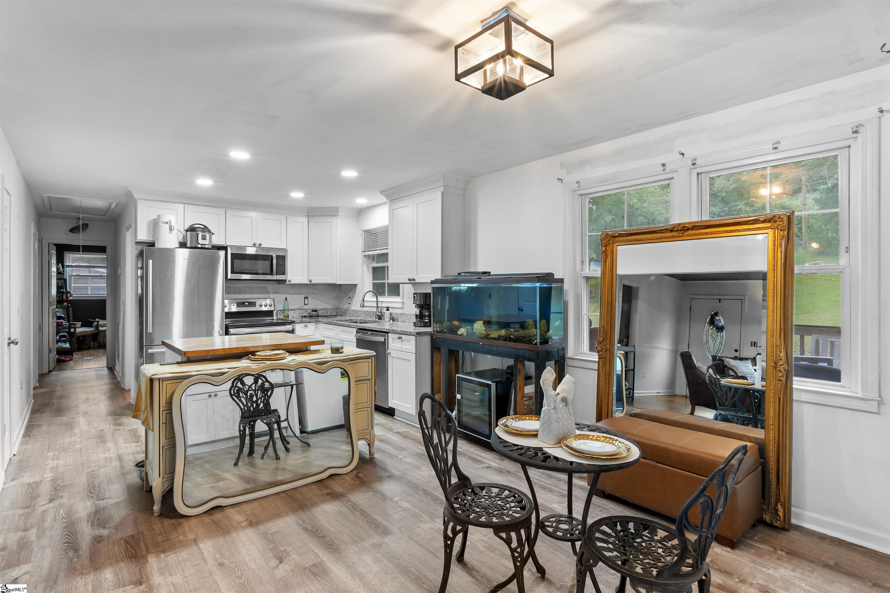 100 Cliffwood Court