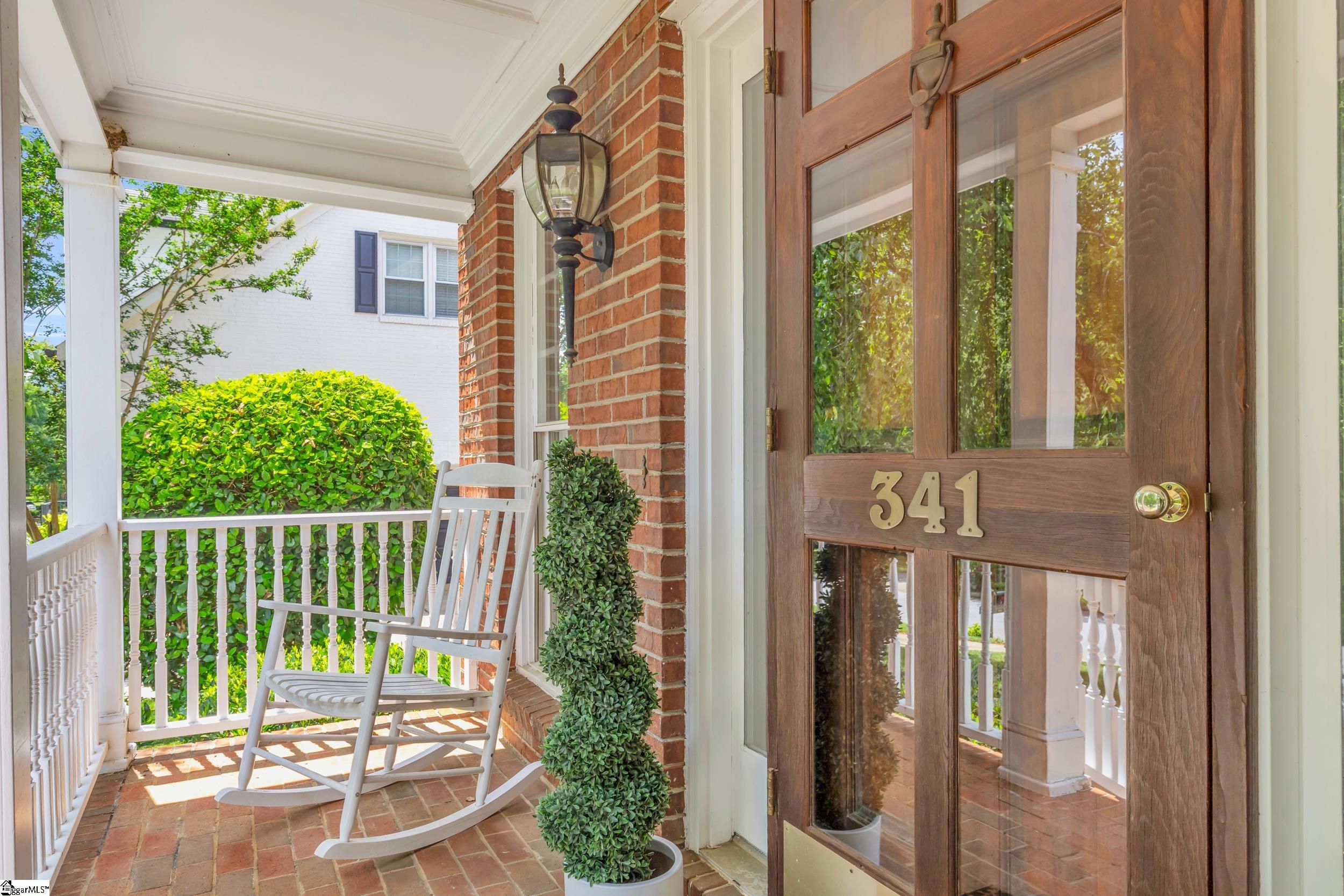 341 Parkside Drive
