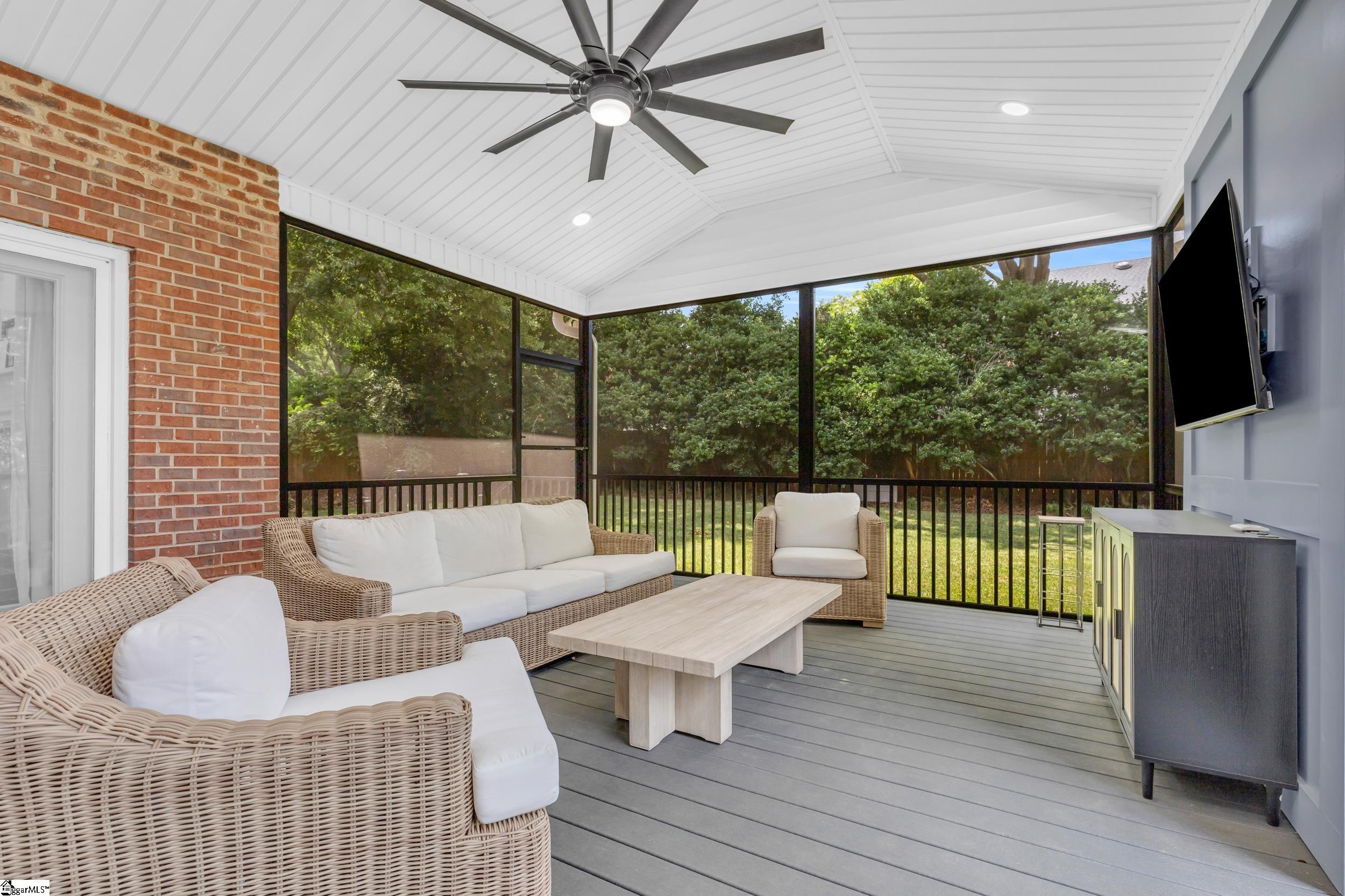 341 Parkside Drive