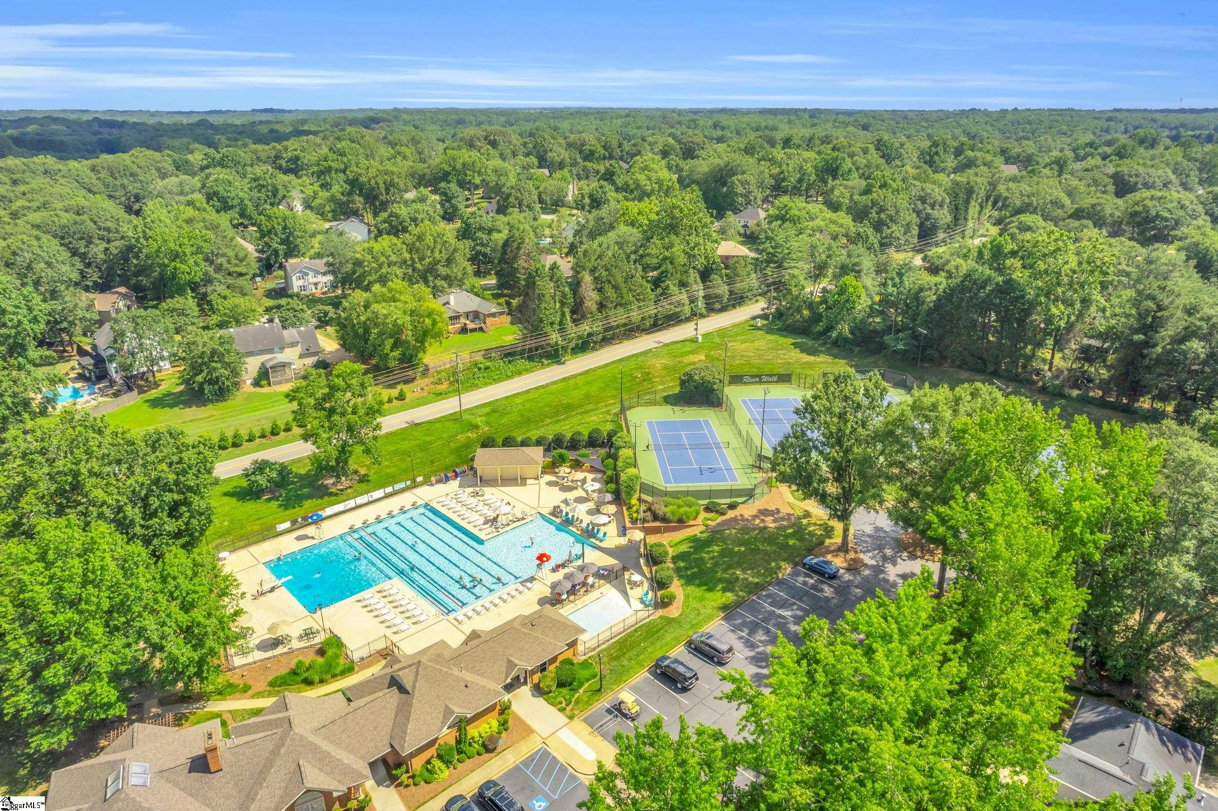341 Parkside Drive