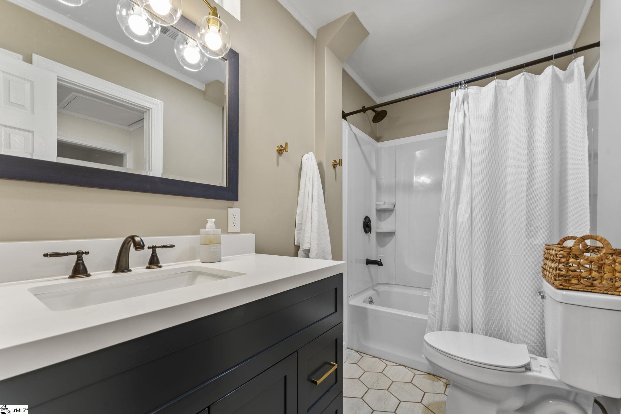 203 Brushy Creek Road, Easley