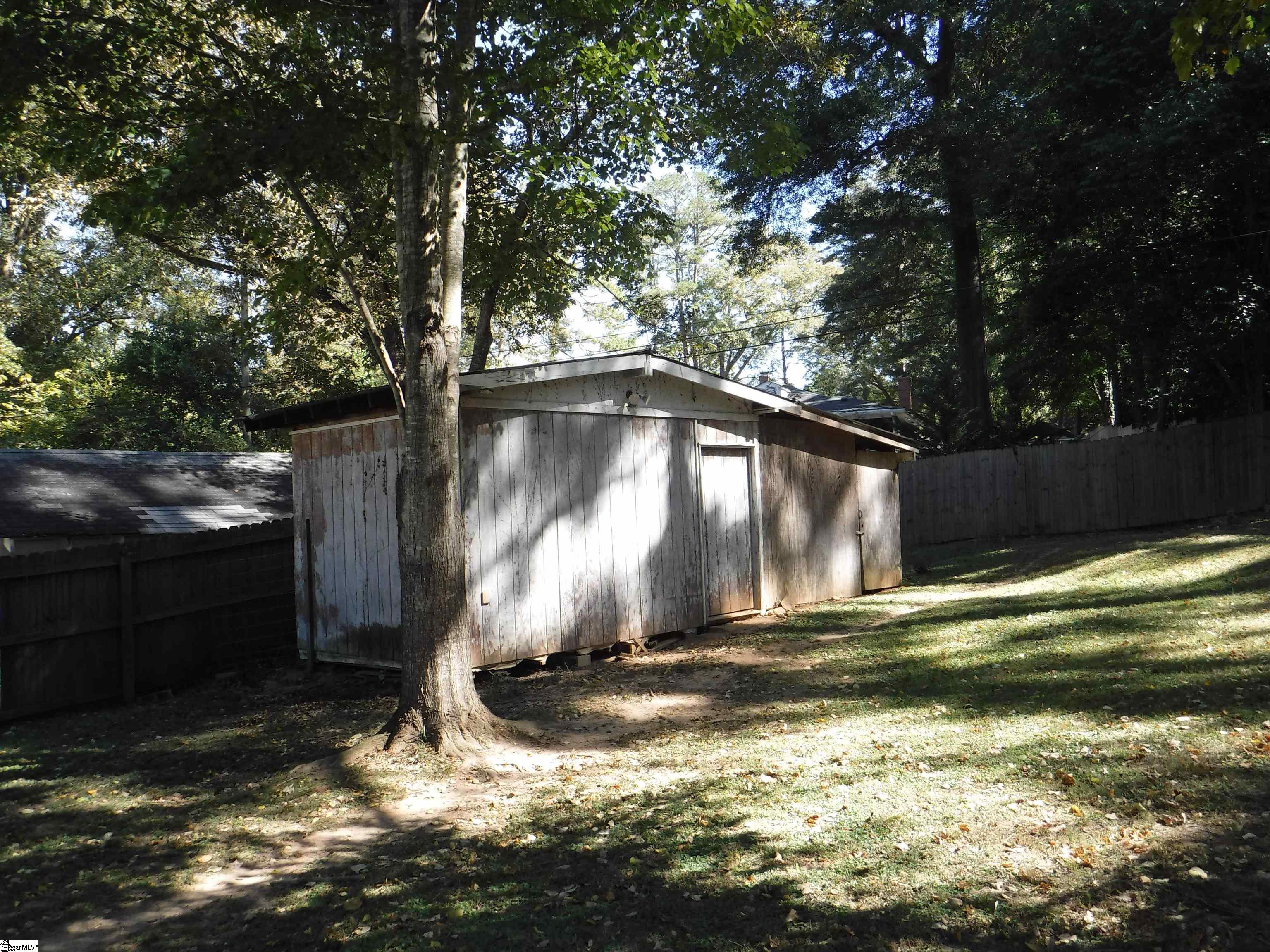 110 Oakleaf Drive
