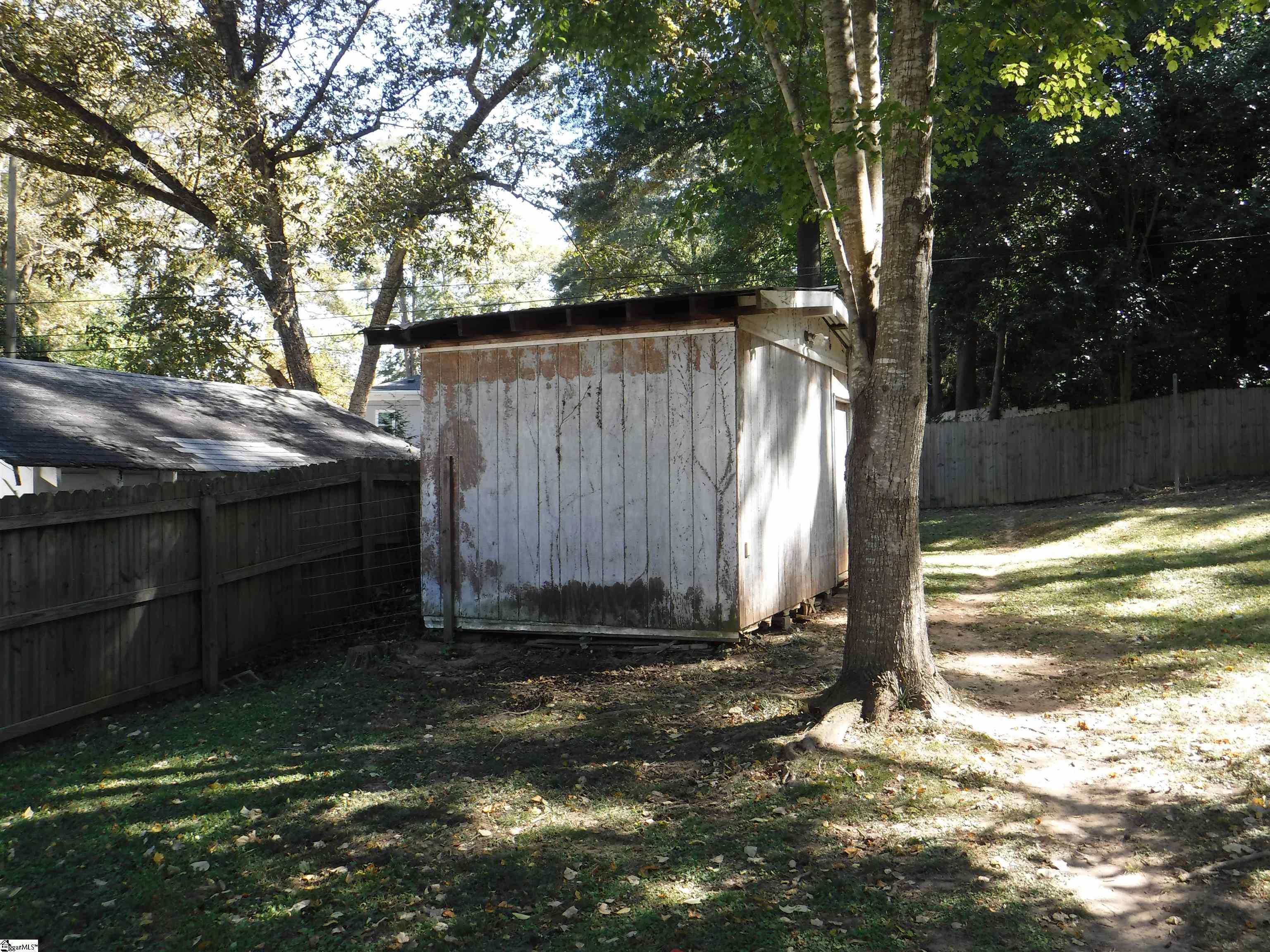 110 Oakleaf Drive