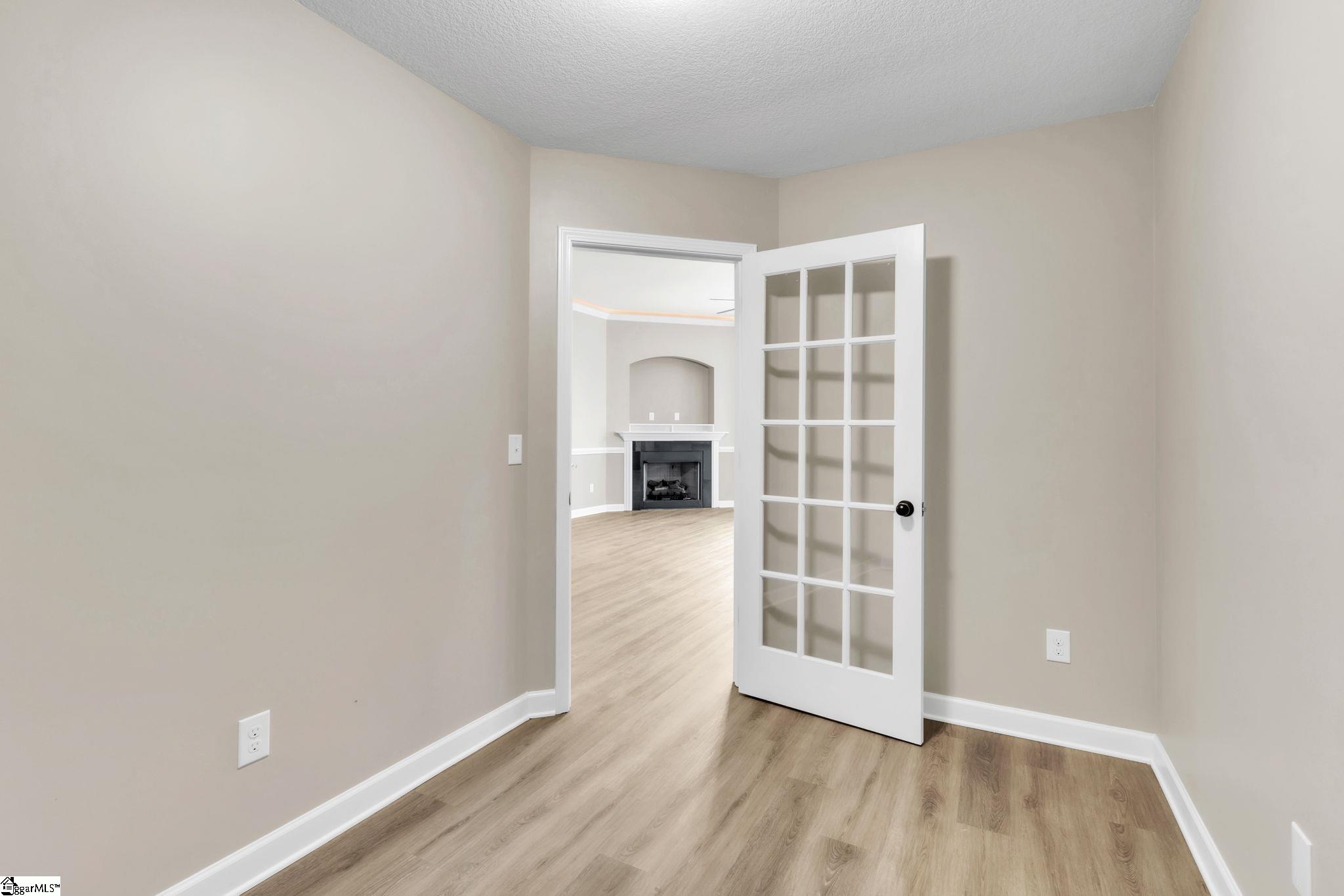 4 Orchard Crest Court