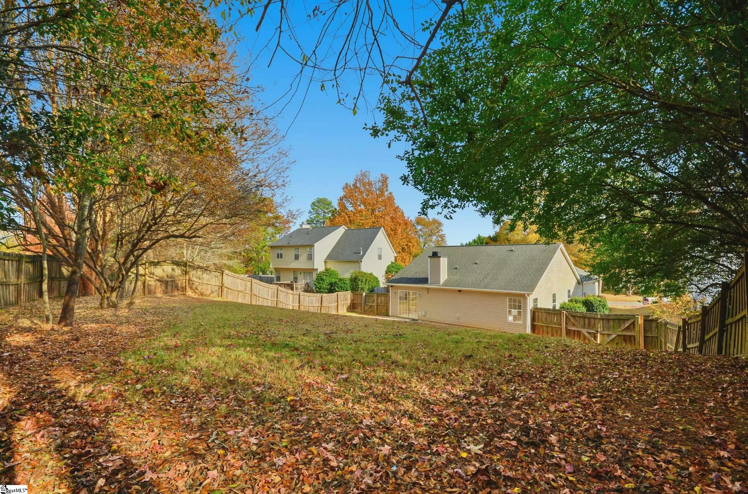 4 Hawkesbury Road