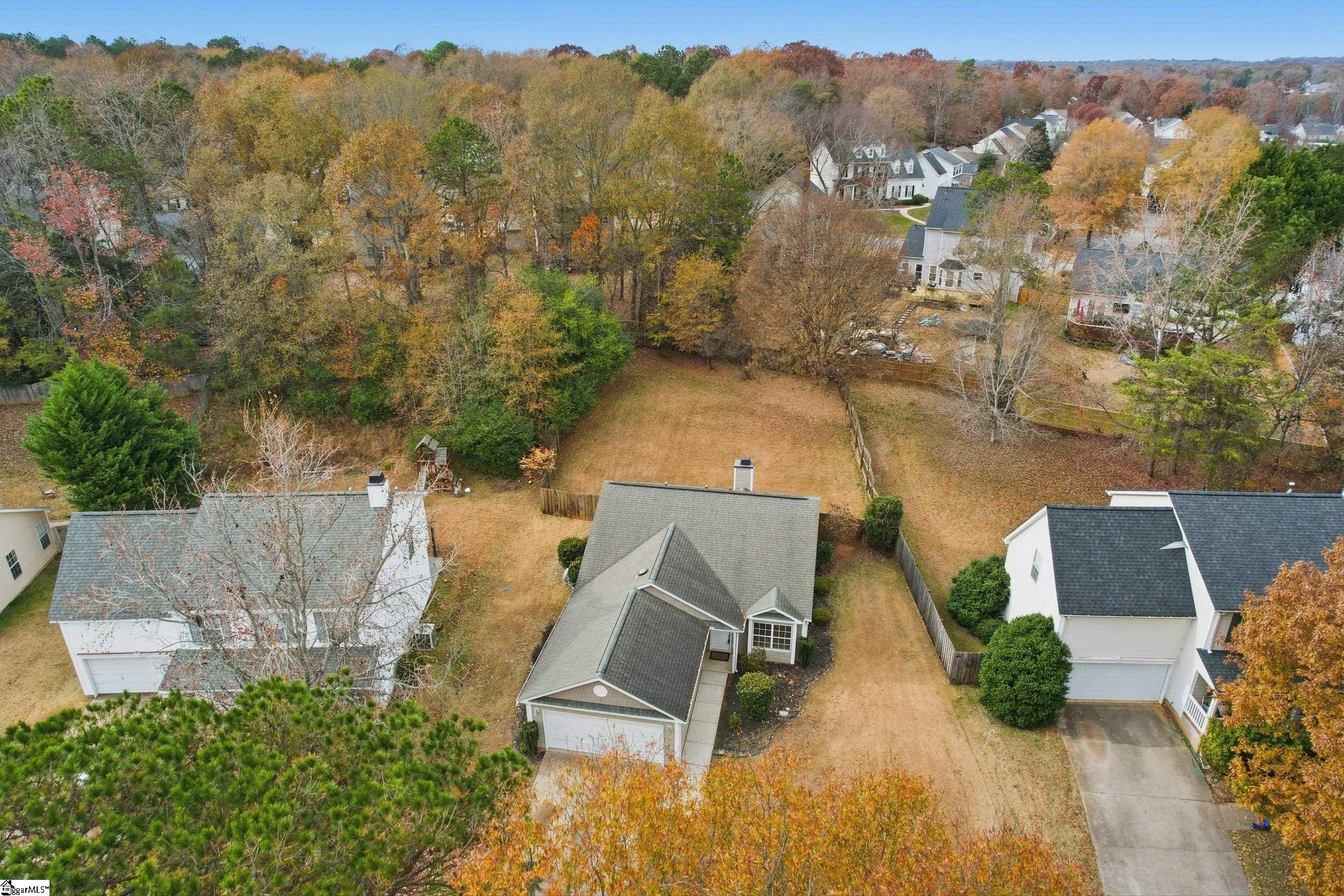 4 Hawkesbury Road