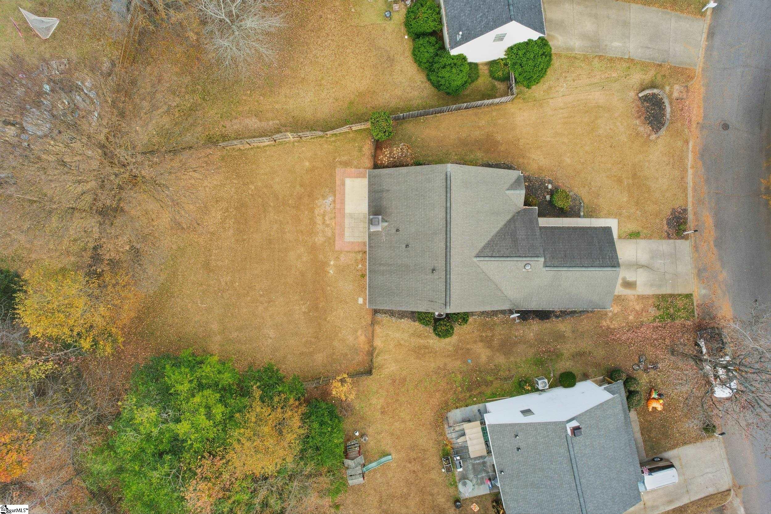 4 Hawkesbury Road
