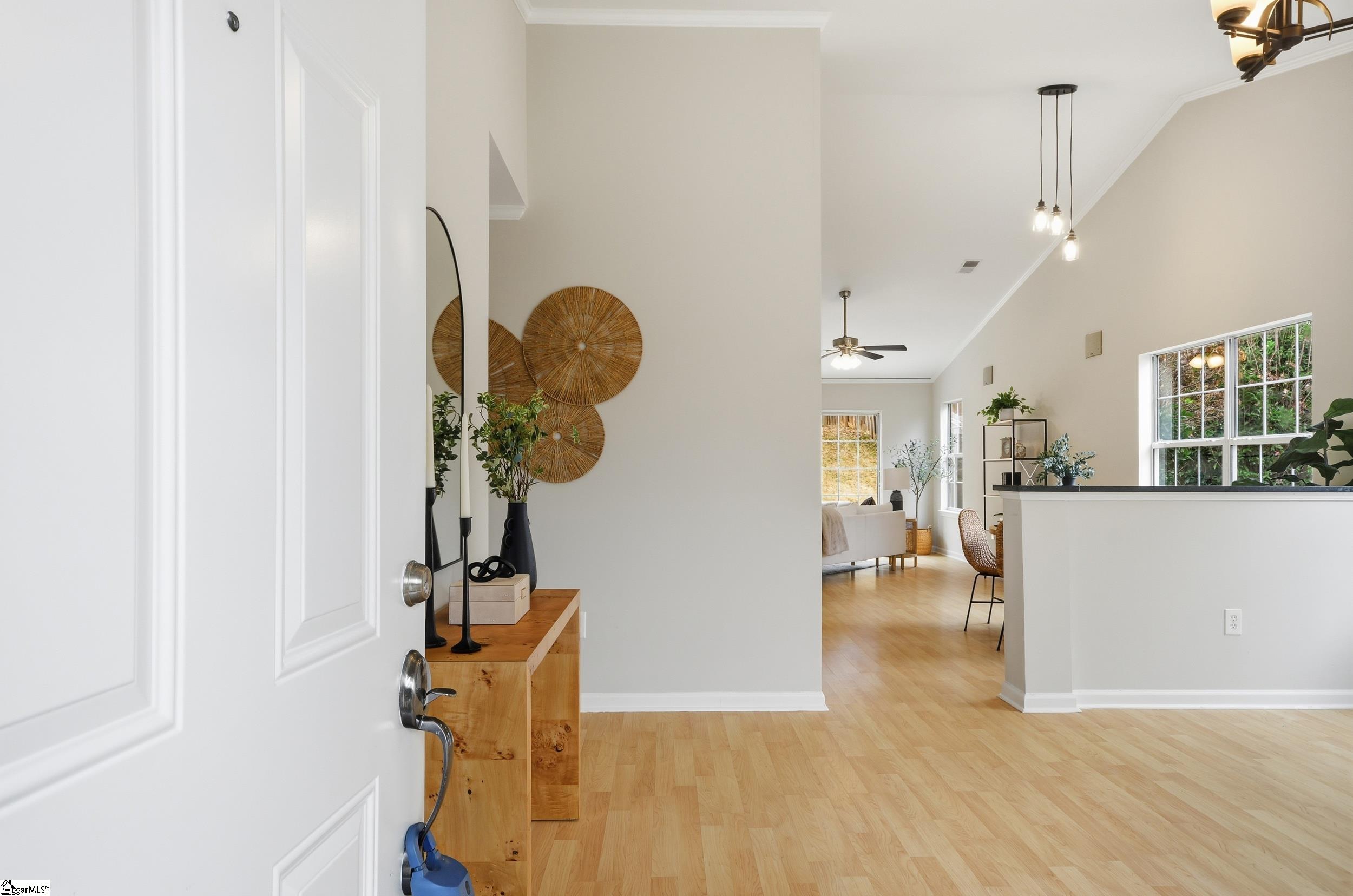4 Hawkesbury Road