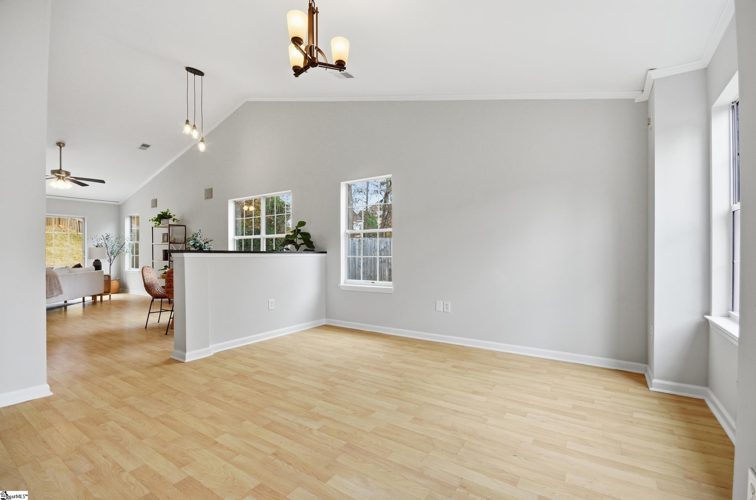 4 Hawkesbury Road