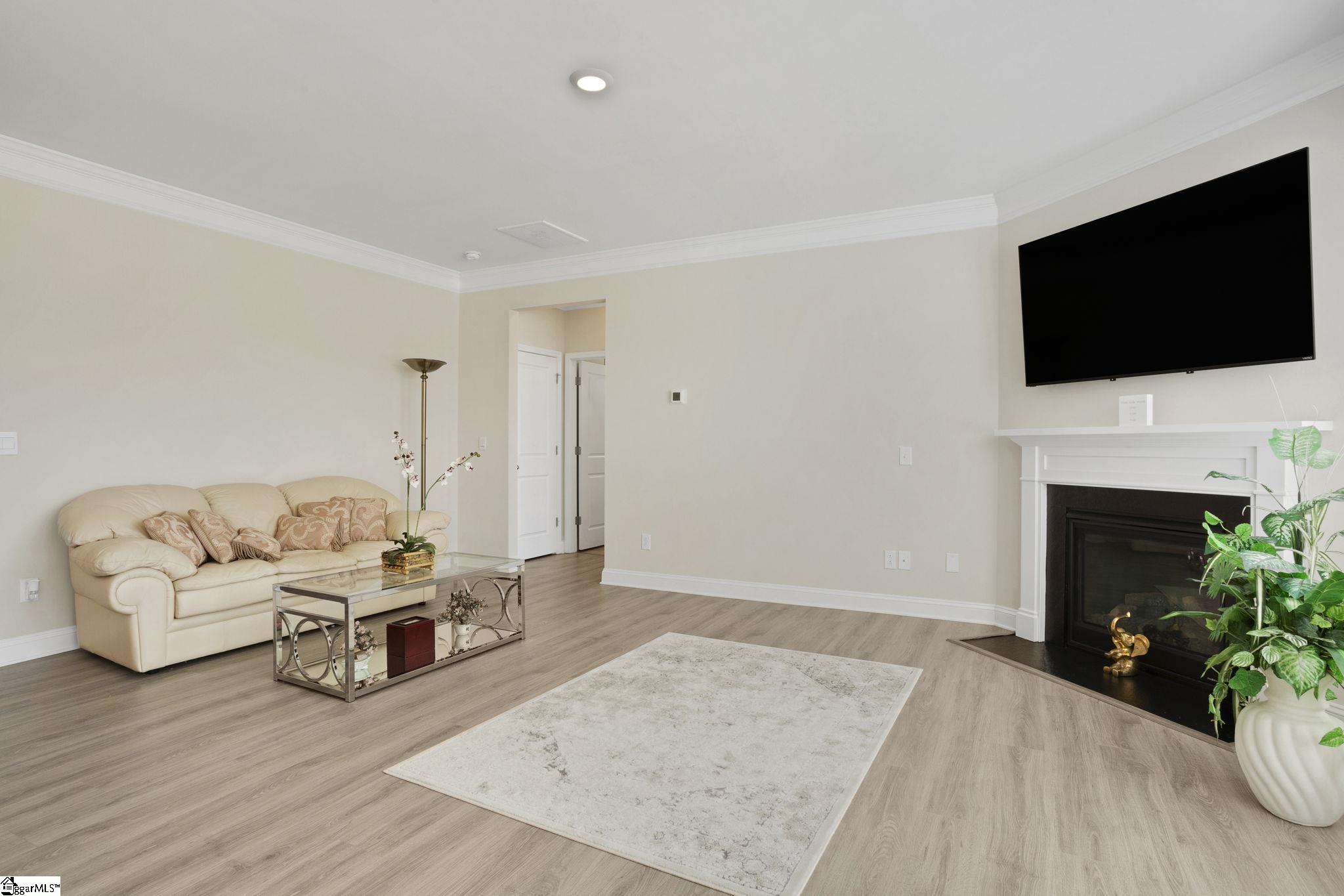 415 Raleighwood Lane