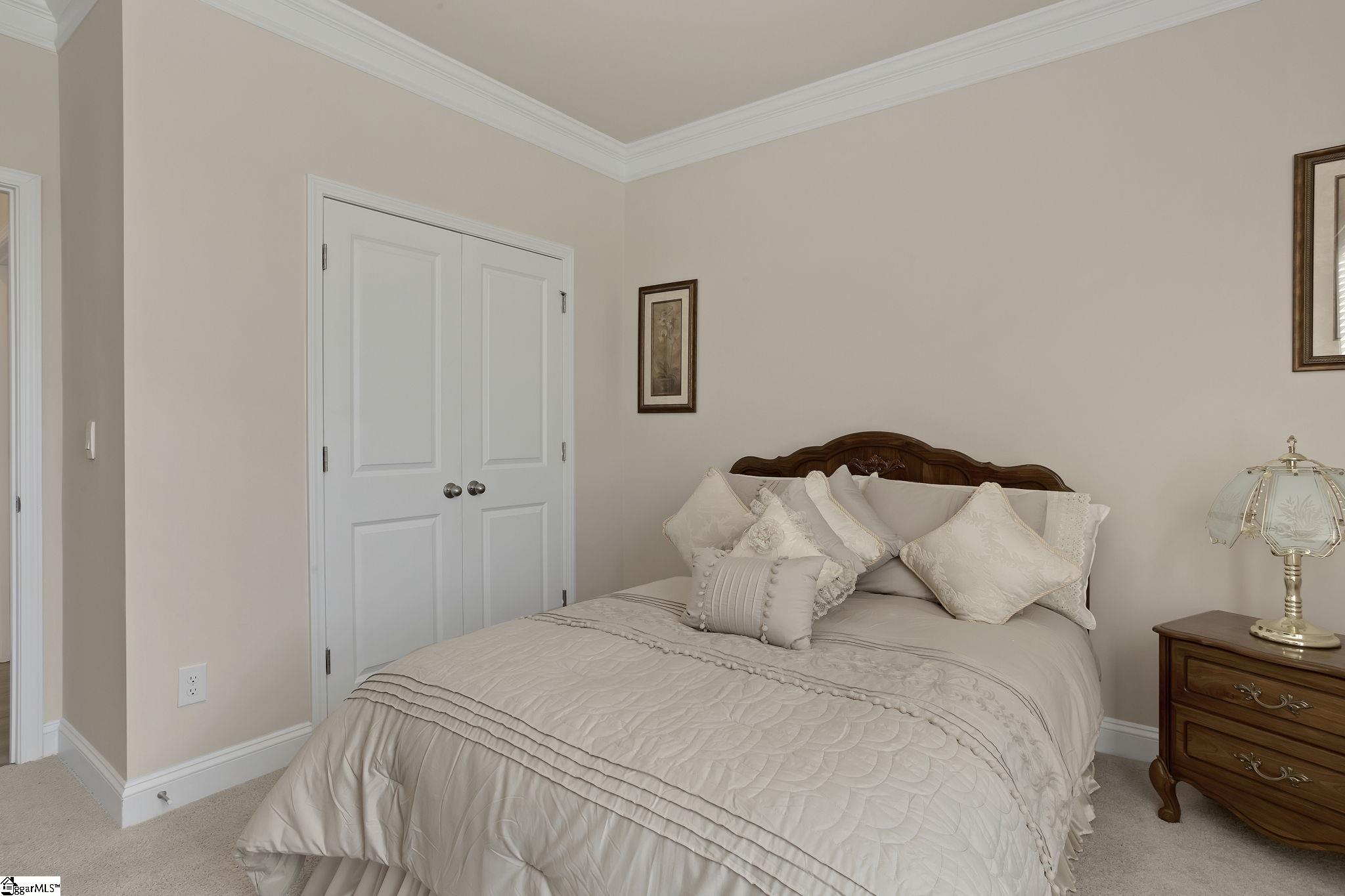 415 Raleighwood Lane