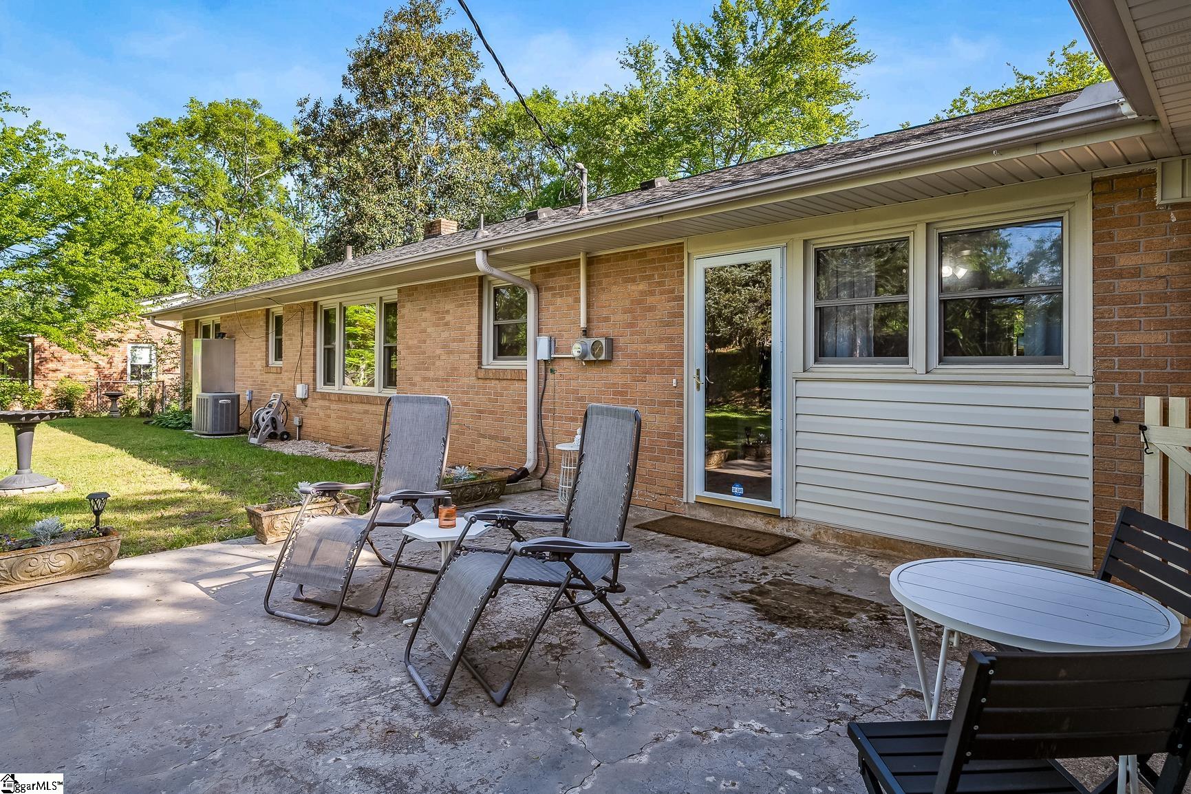 2313 Poplar Lane