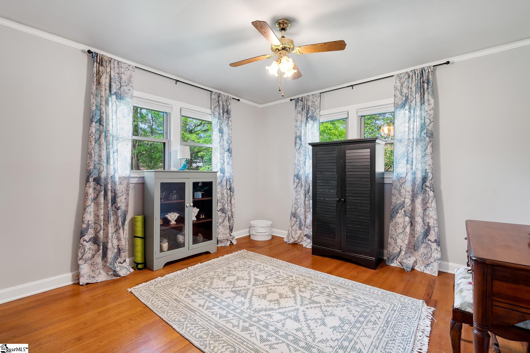 2313 Poplar Lane