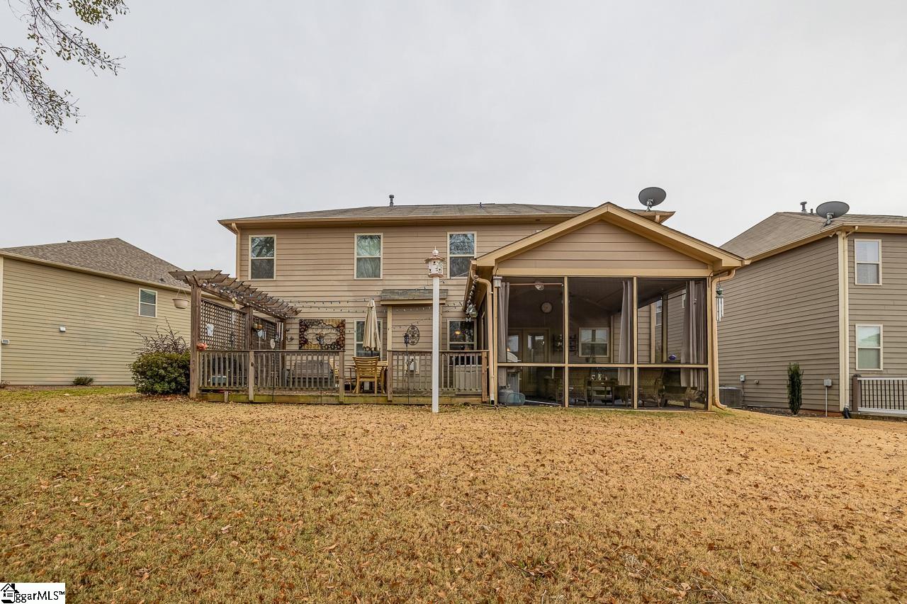 51 Wood Hollow Circle