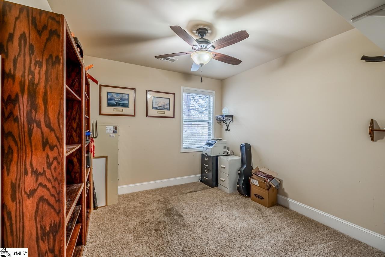 51 Wood Hollow Circle