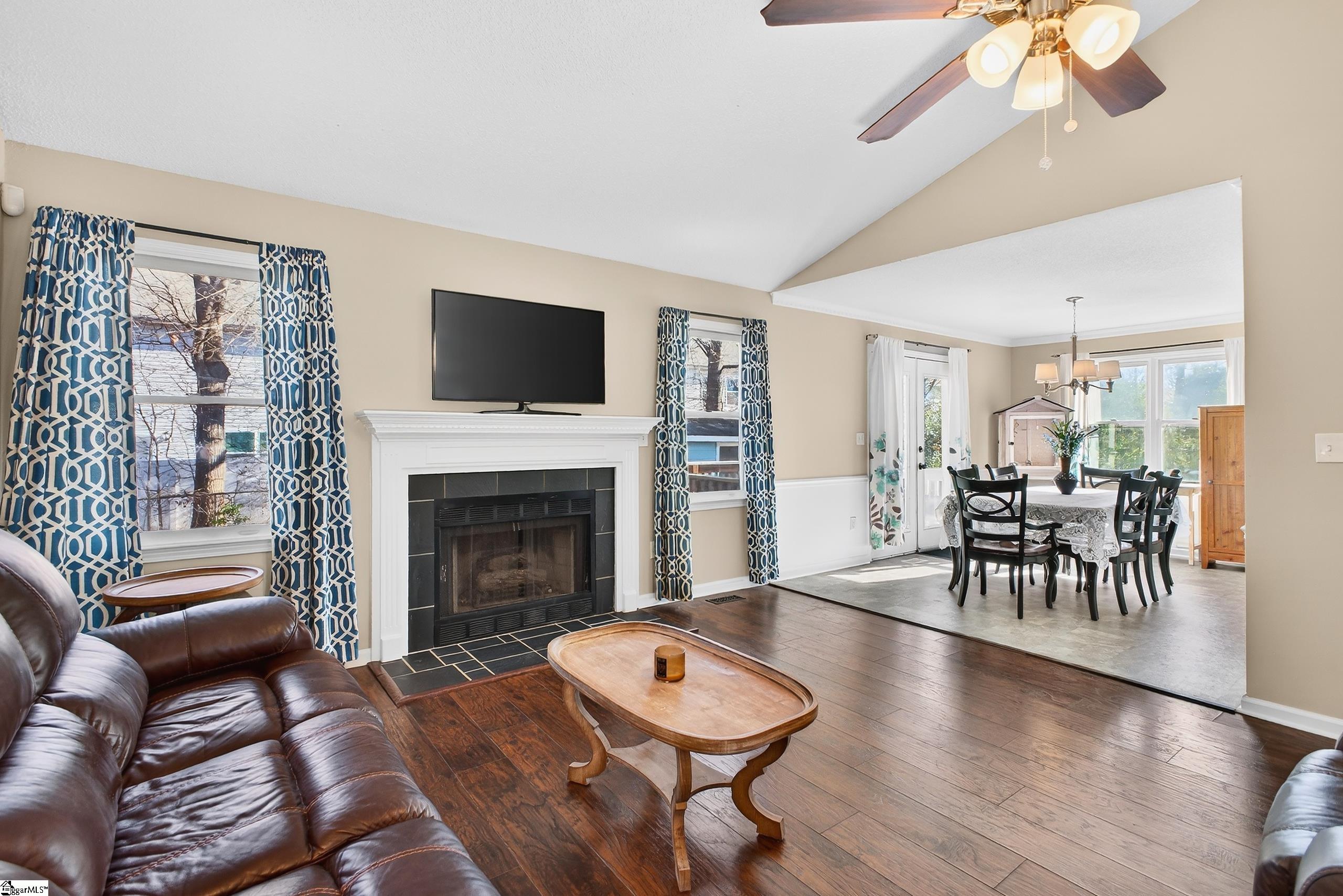 404 Frostberry Court