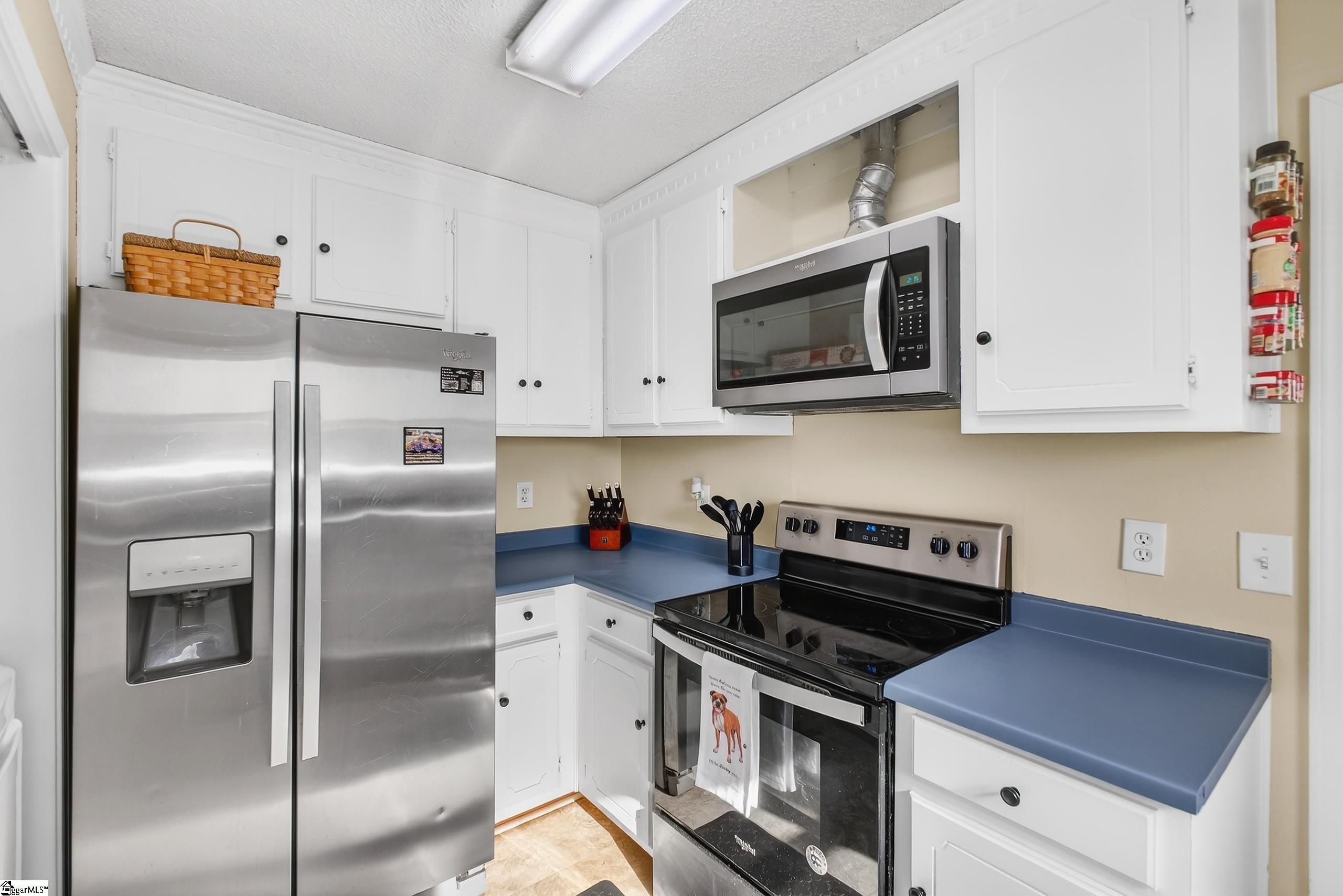 404 Frostberry Court