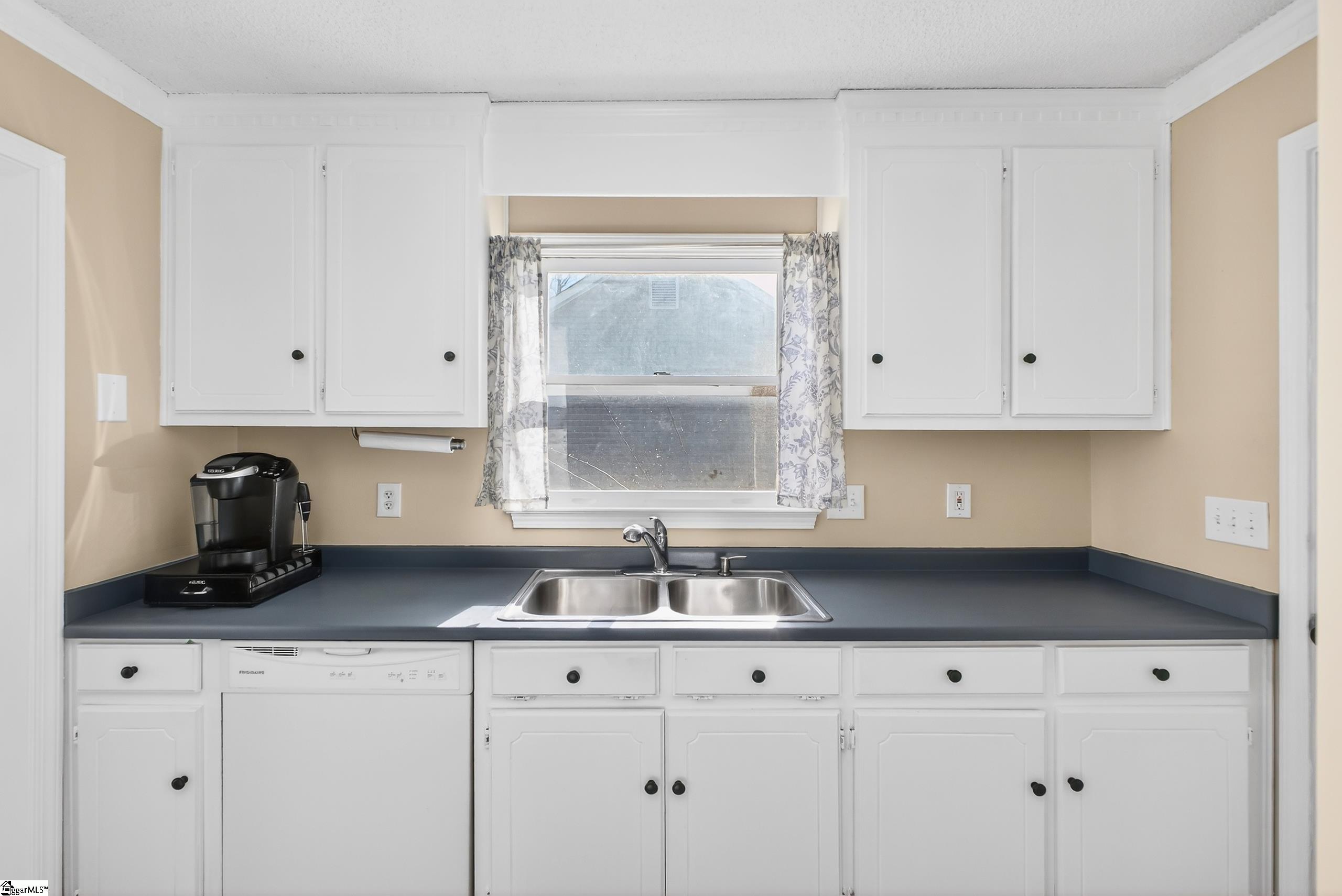 404 Frostberry Court