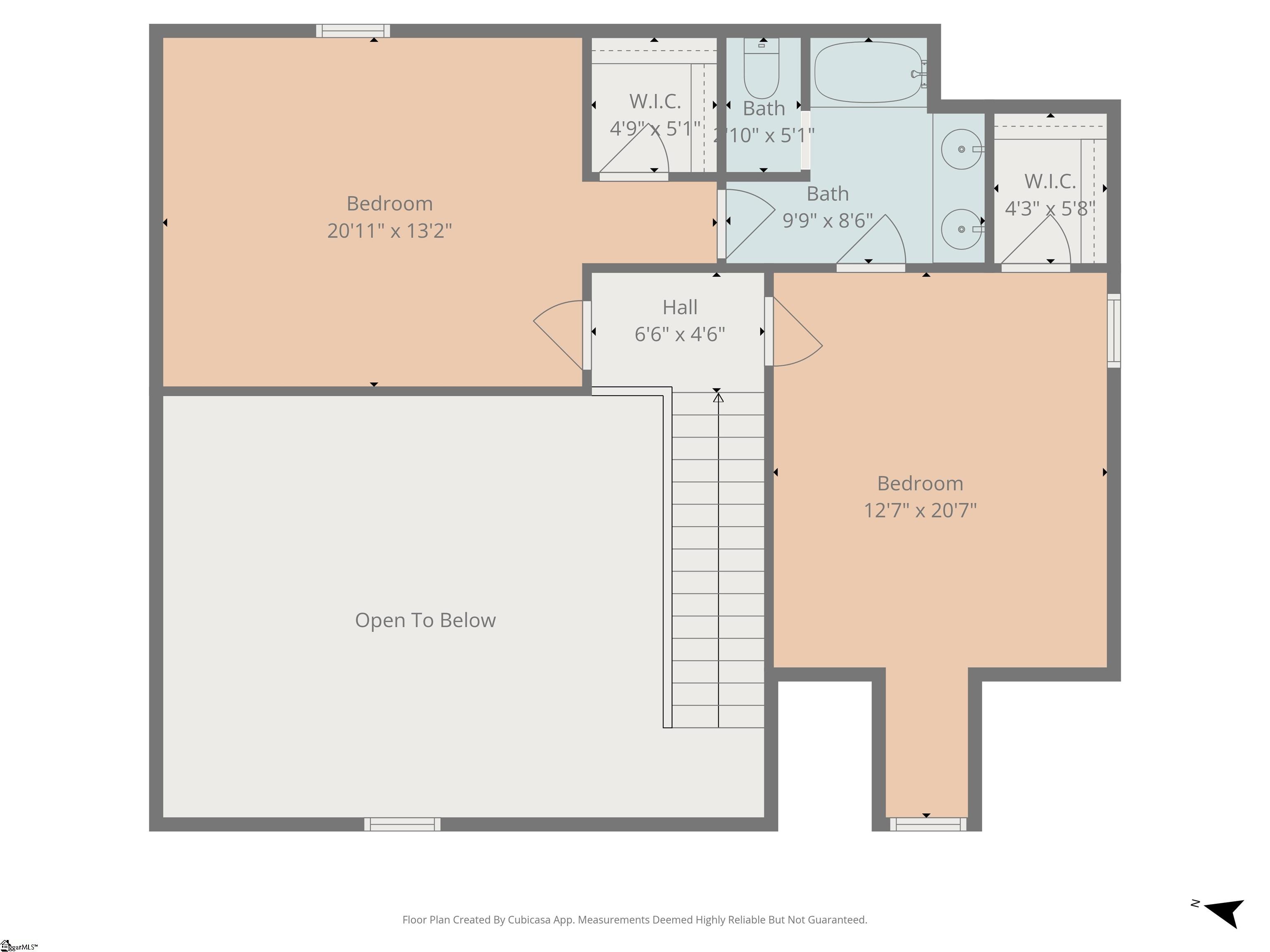 103 W Chestnut Court