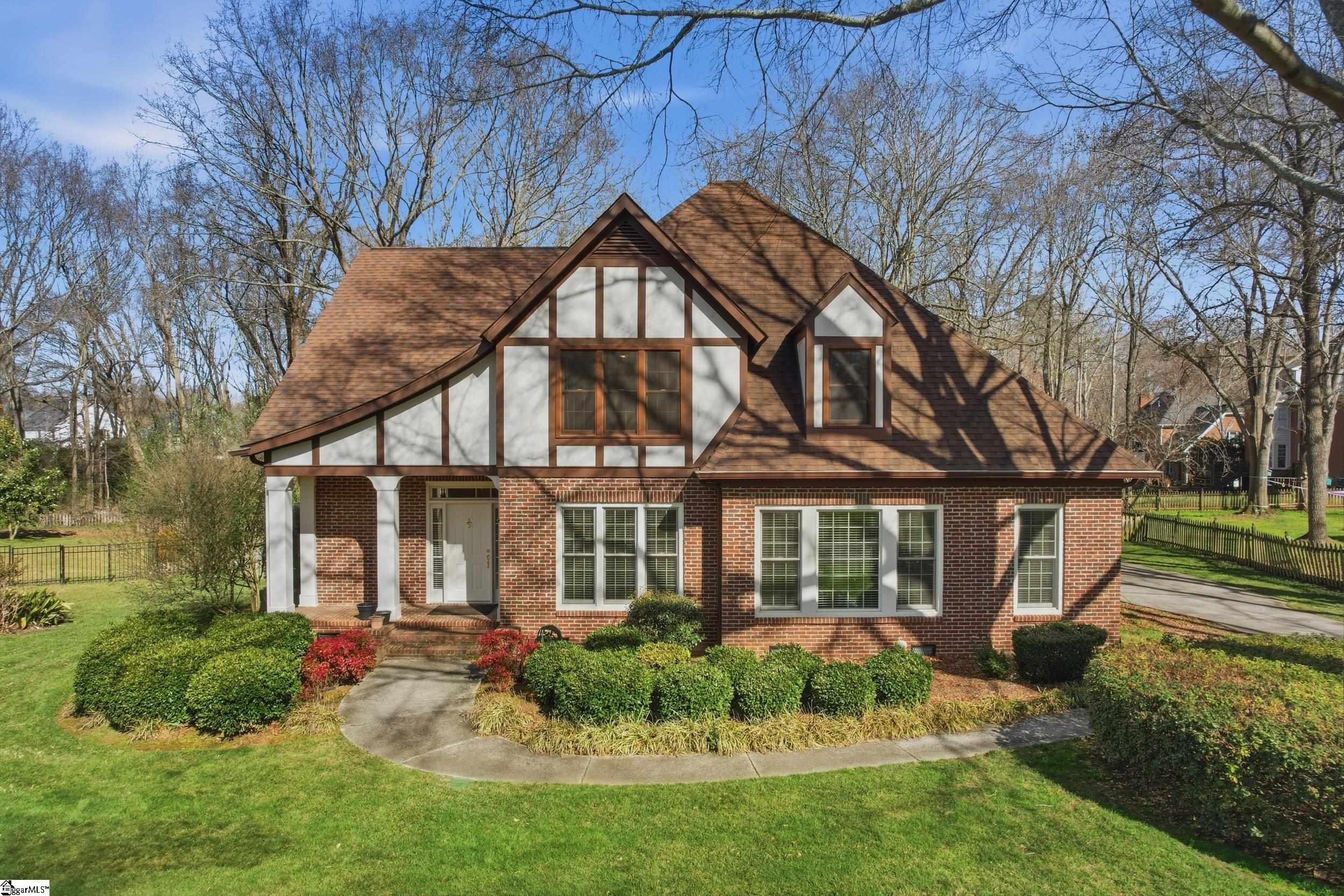 103 Silver Fox Trail