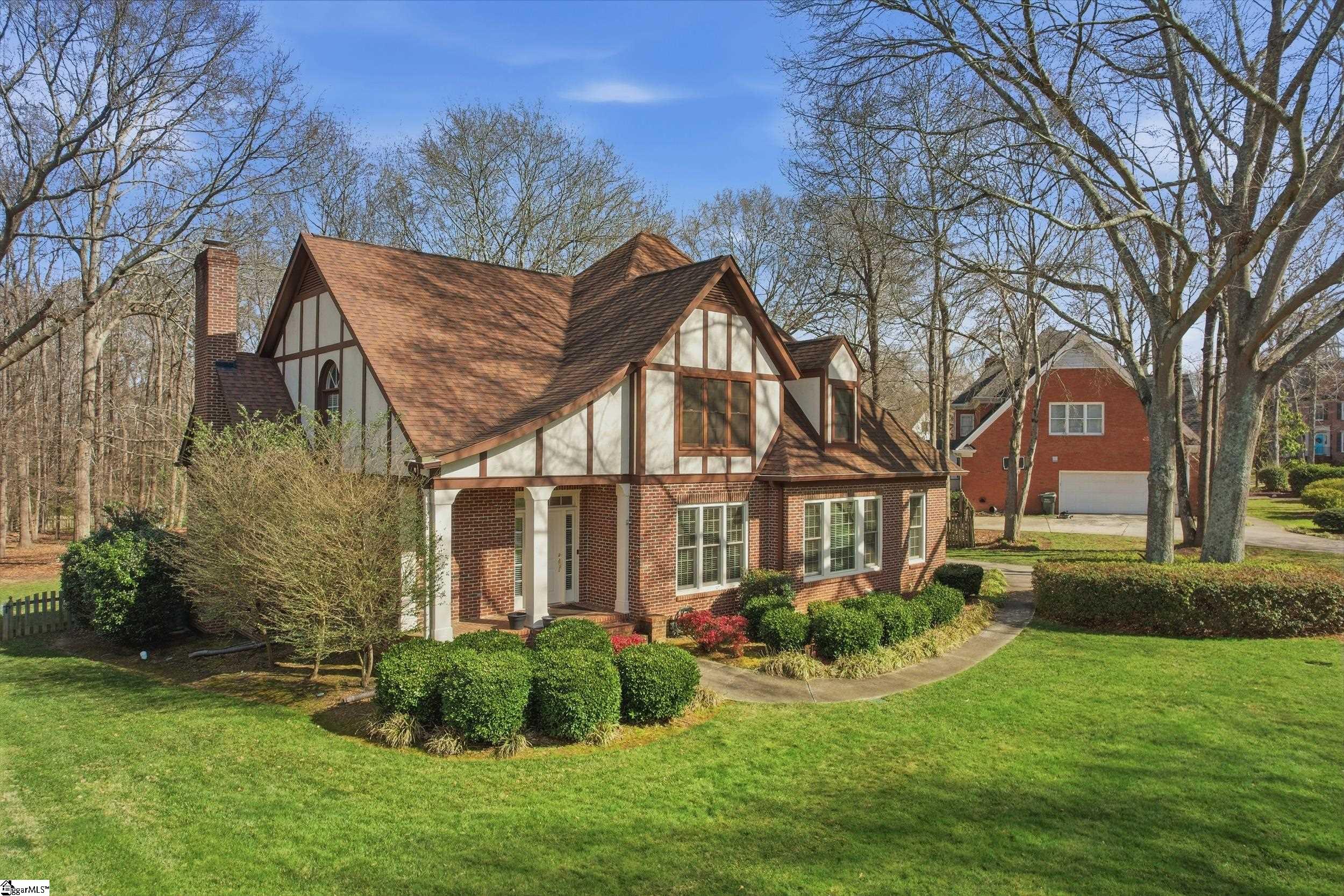 103 Silver Fox Trail