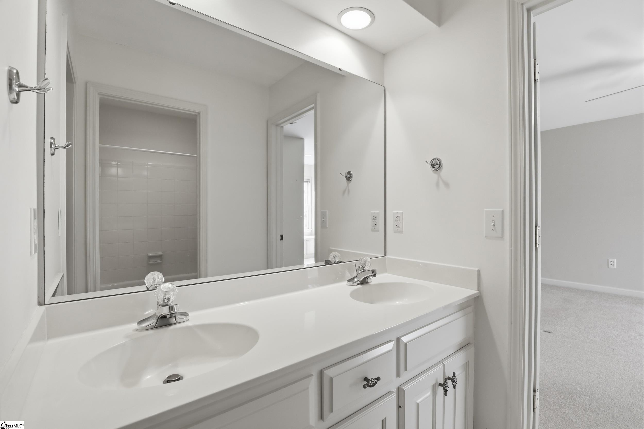 103 Silver Fox Trail