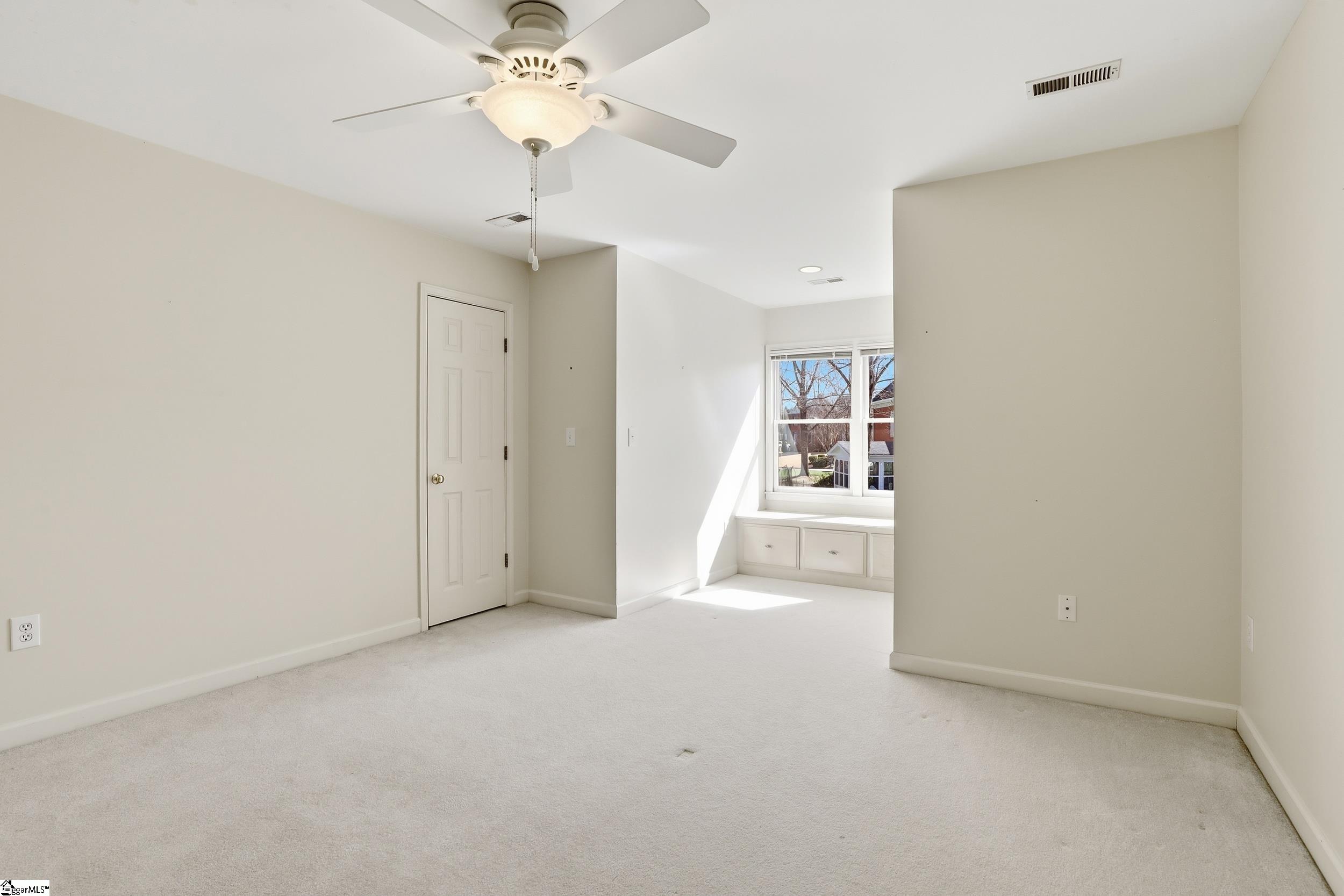 103 Silver Fox Trail