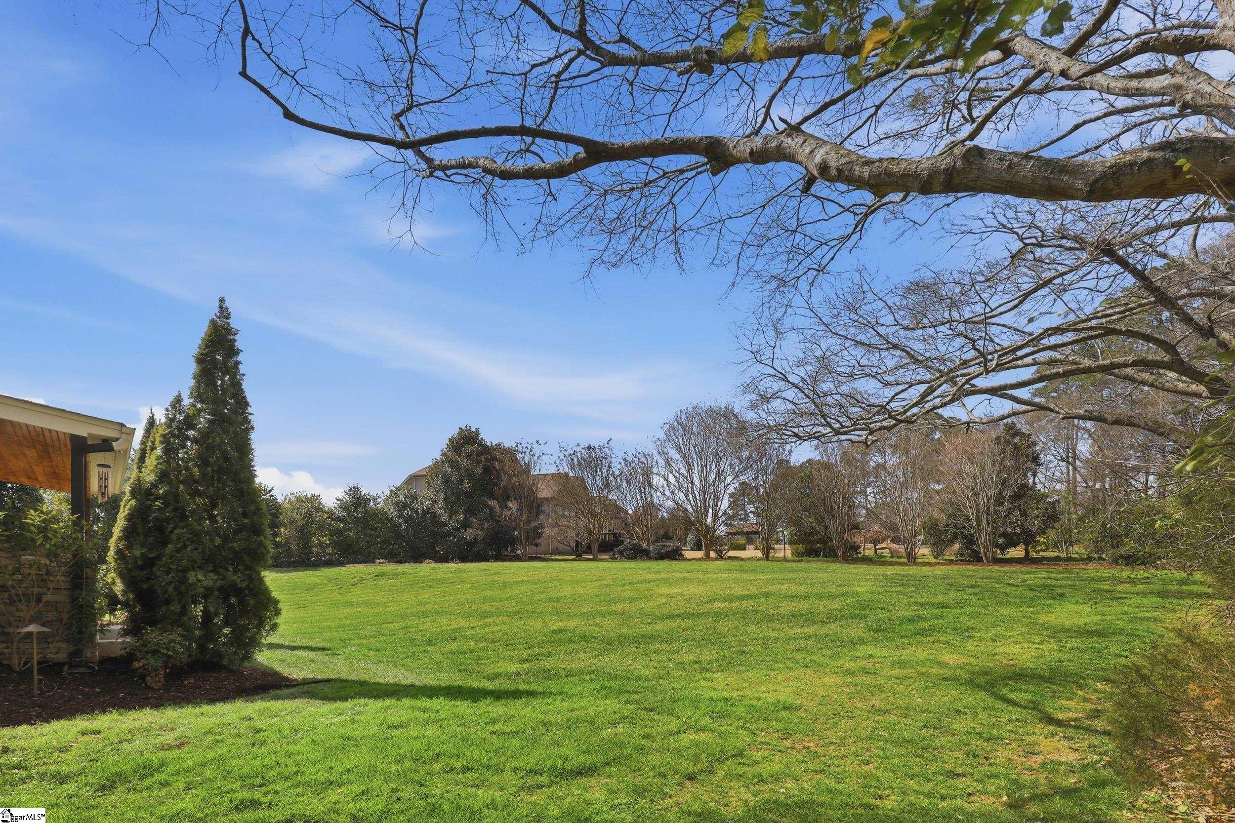 207 Griffith Hill Way