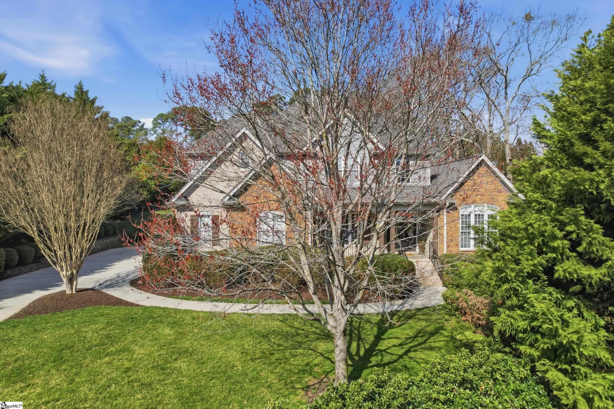 207 Griffith Hill Way