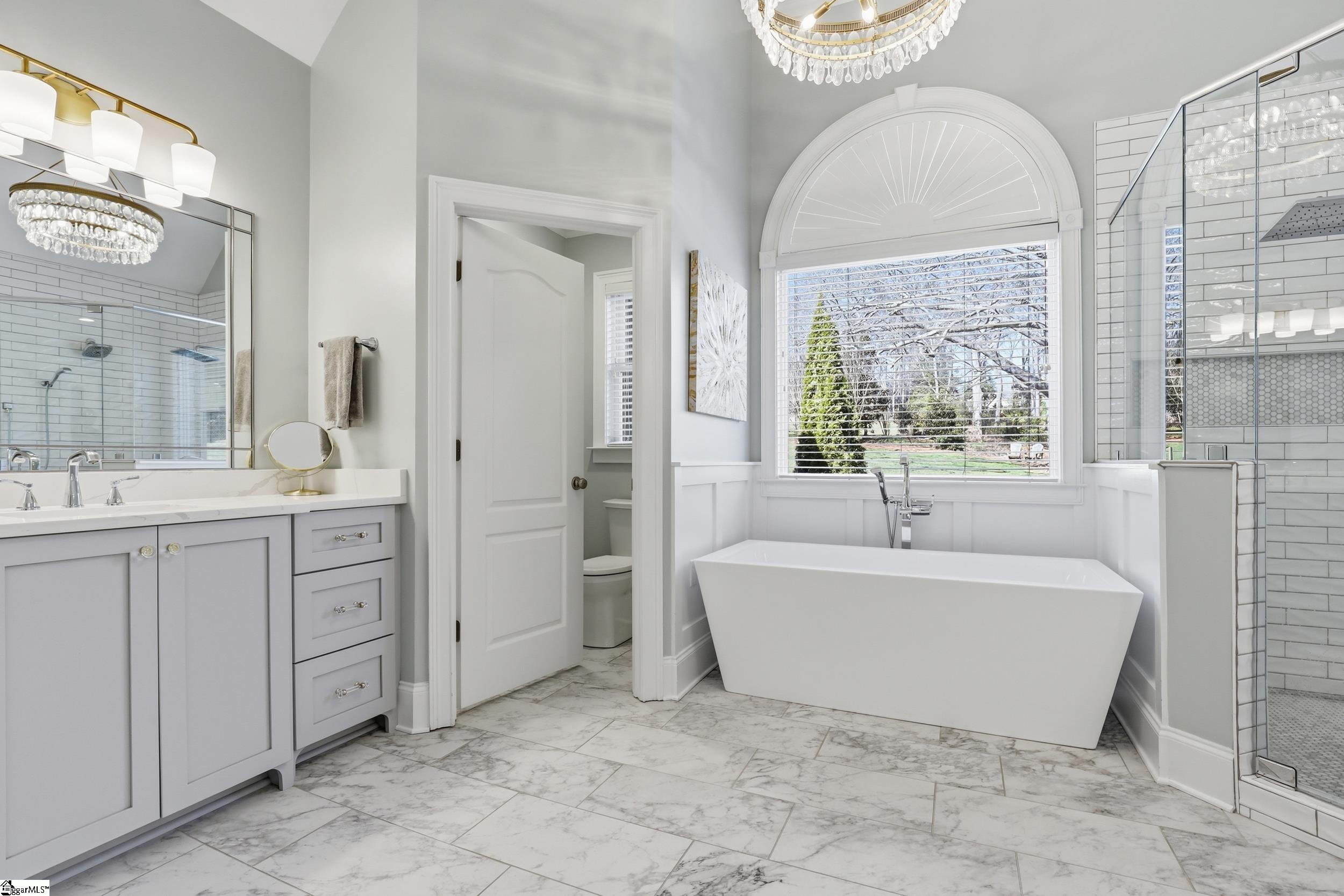 207 Griffith Hill Way