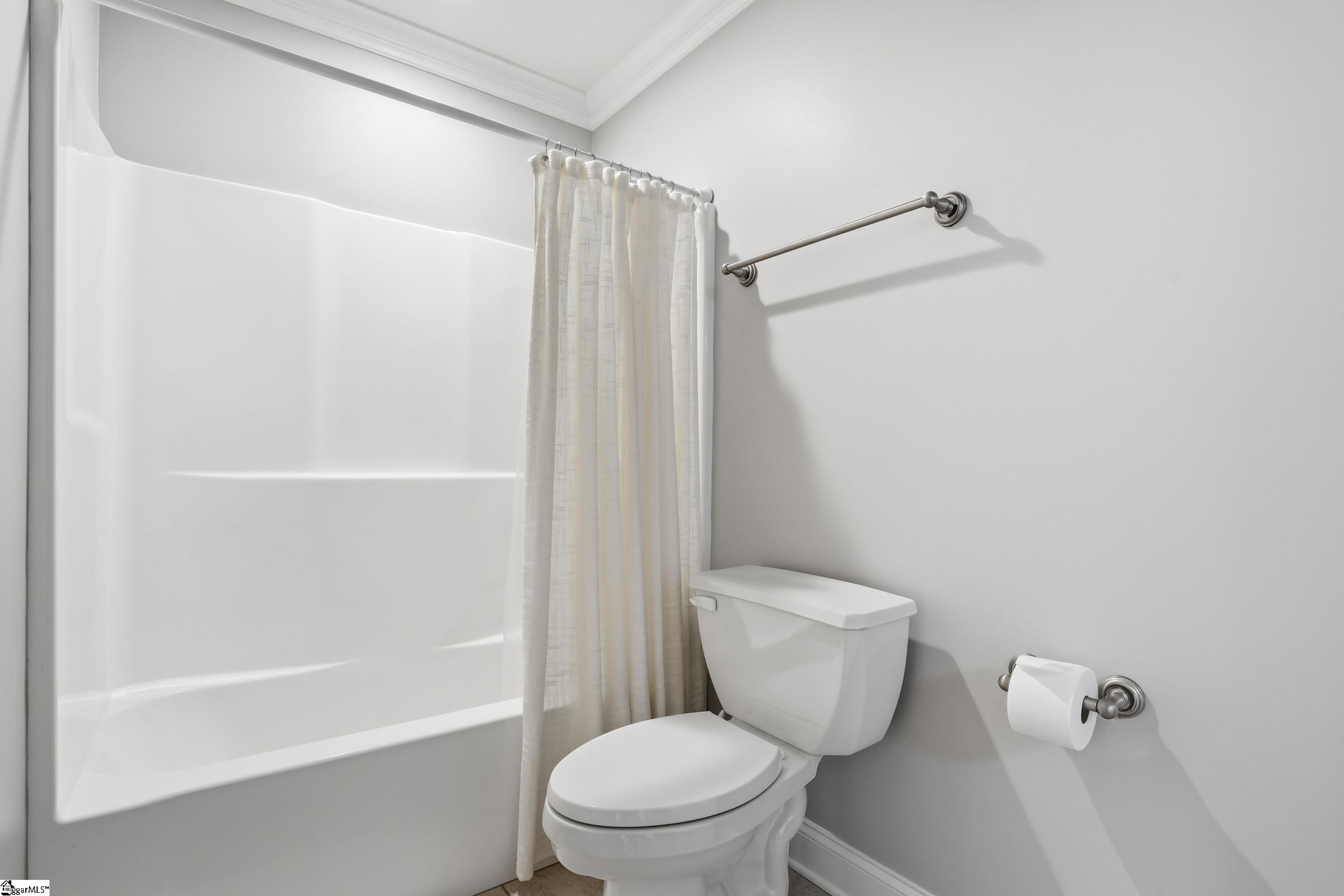 207 Griffith Hill Way