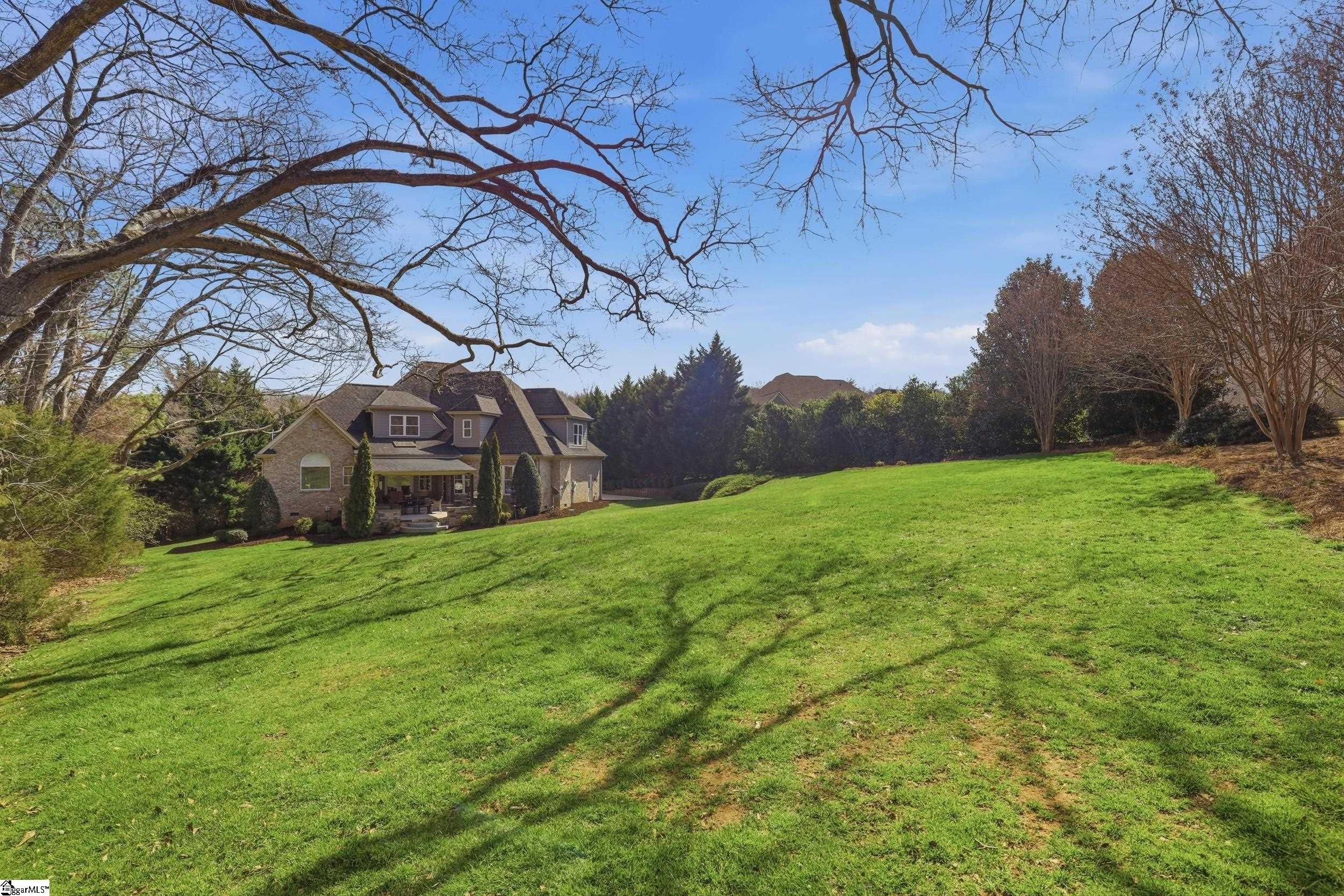 207 Griffith Hill Way