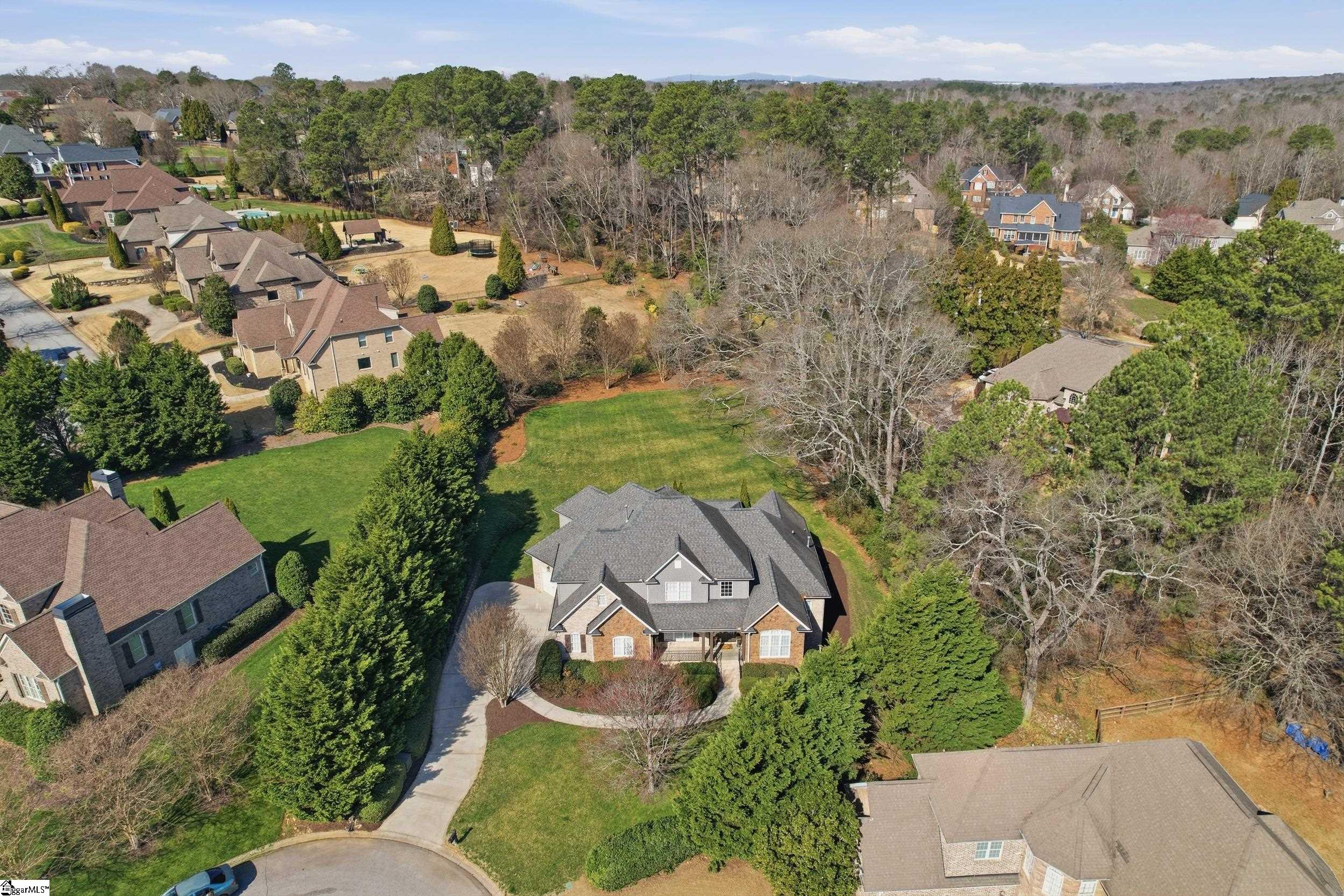 207 Griffith Hill Way