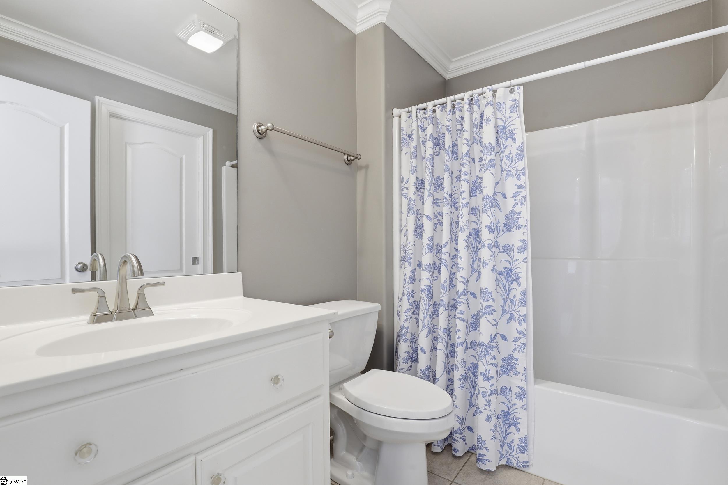 207 Griffith Hill Way