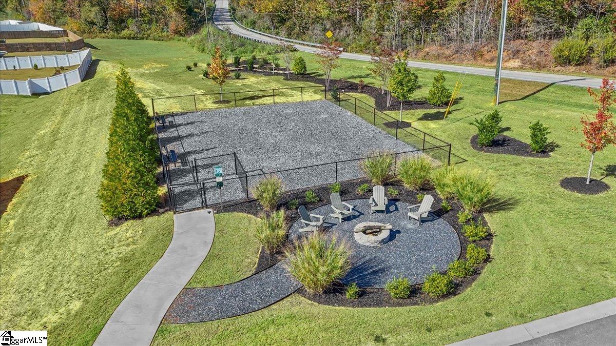 207 Merriweather Way