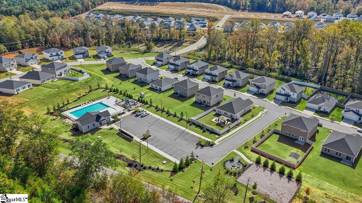 207 Merriweather Way