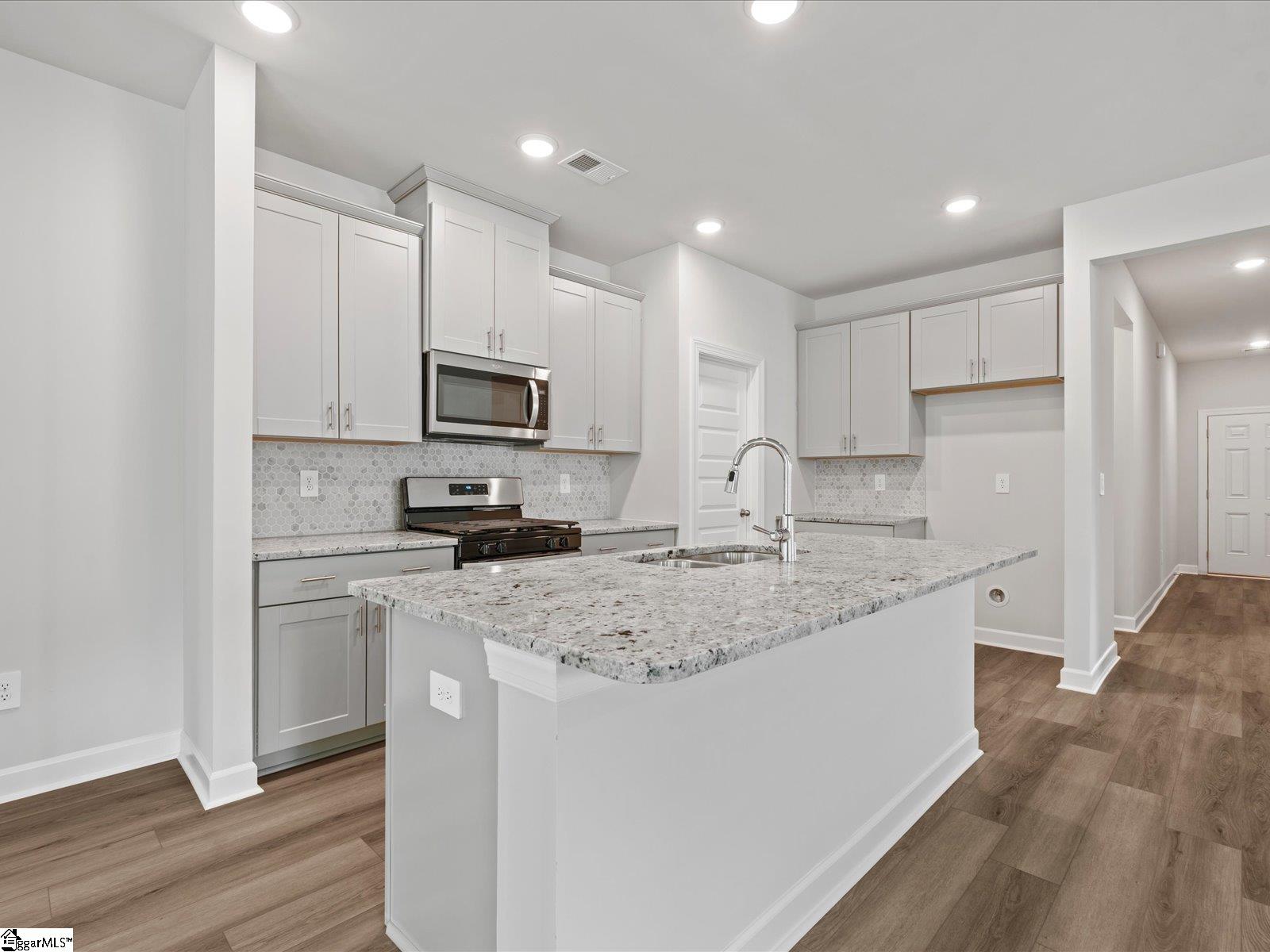 207 Merriweather Way