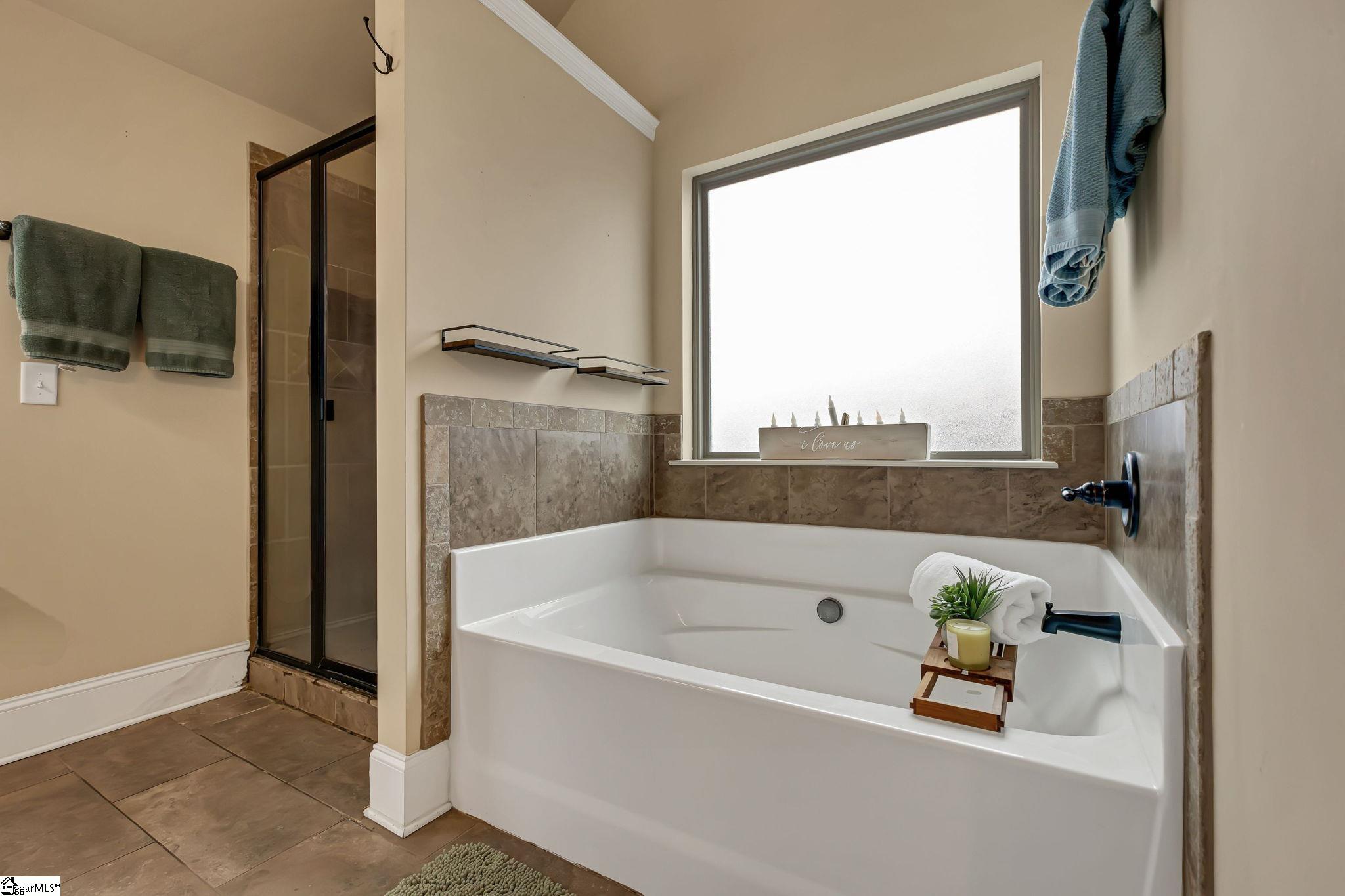 14 River Valley Lane